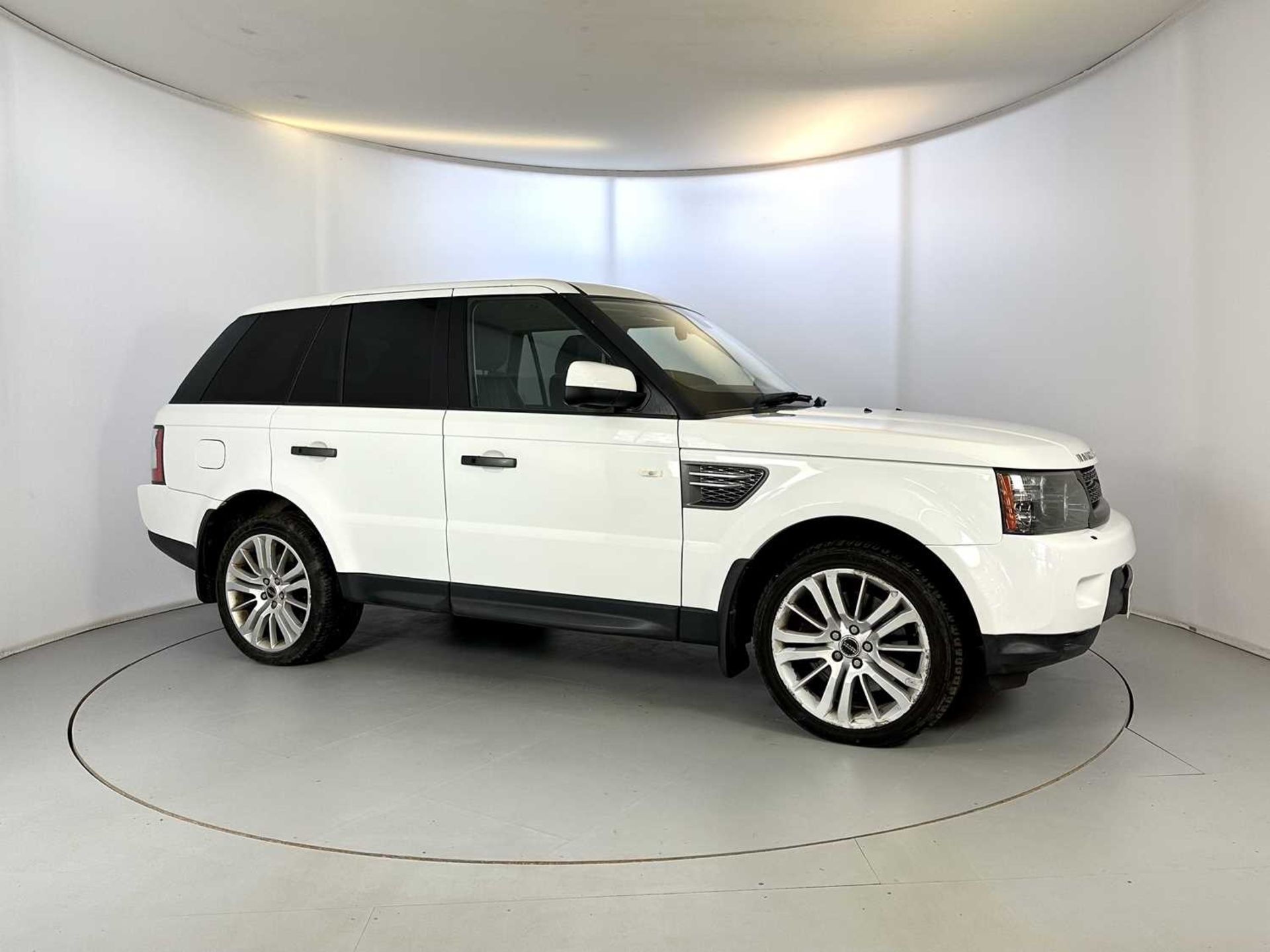2010 Land Rover Range Rover Sport - Image 12 of 34