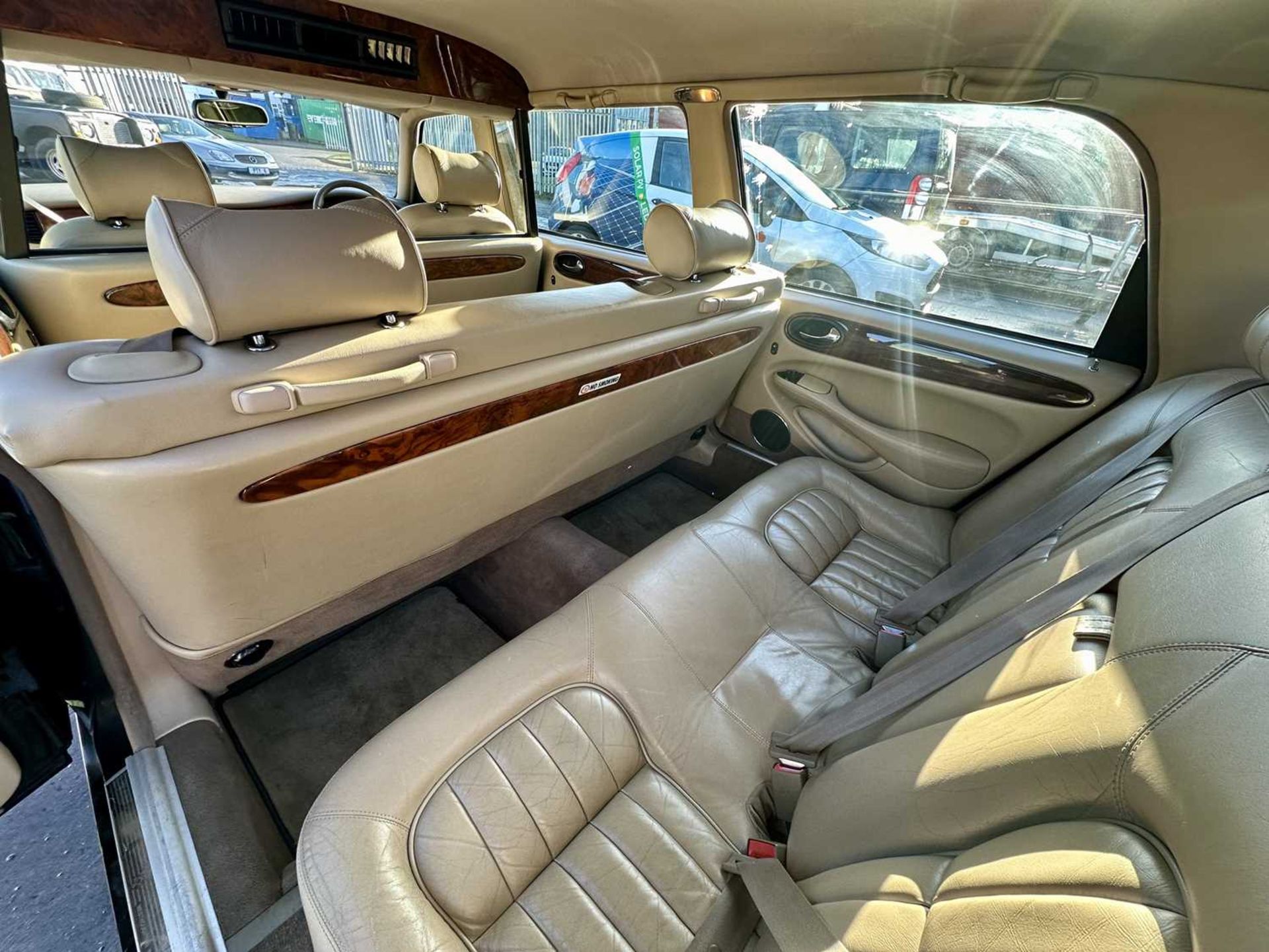 2000 Daimler Limousine By Eagle - Image 23 of 33