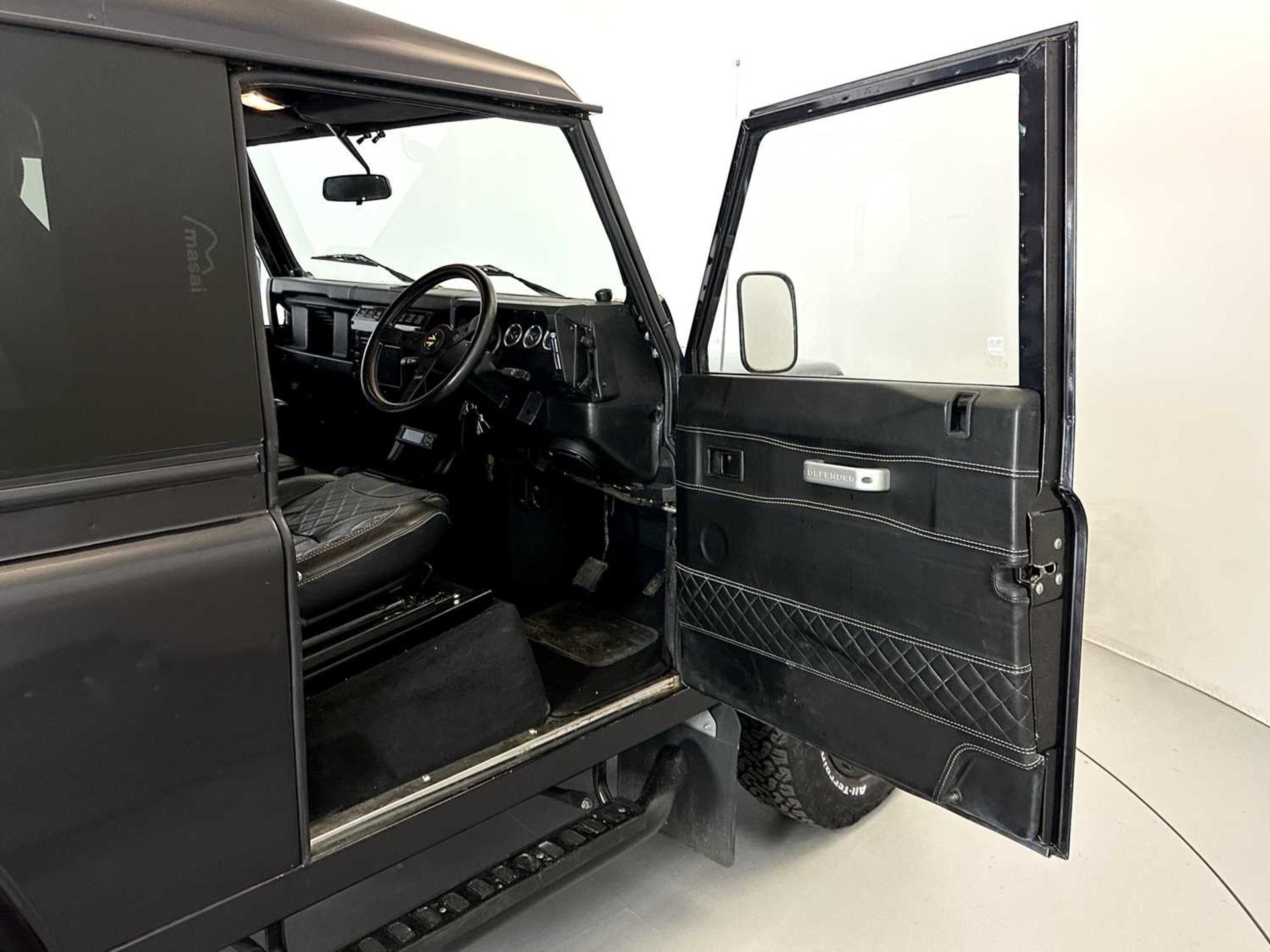 2005 Land Rover Defender V8 By Outlander - Image 17 of 30