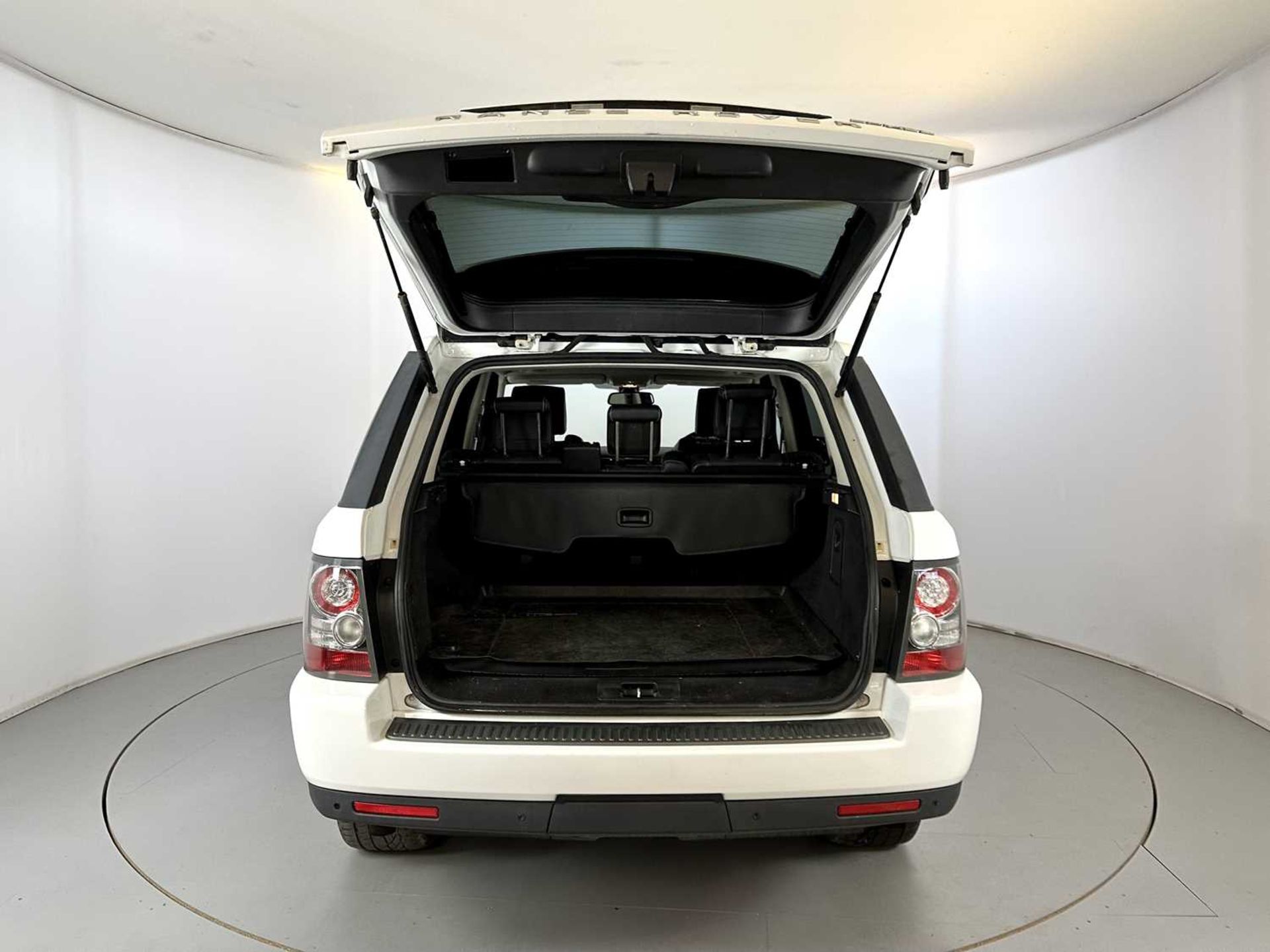 2010 Land Rover Range Rover Sport - Image 32 of 34