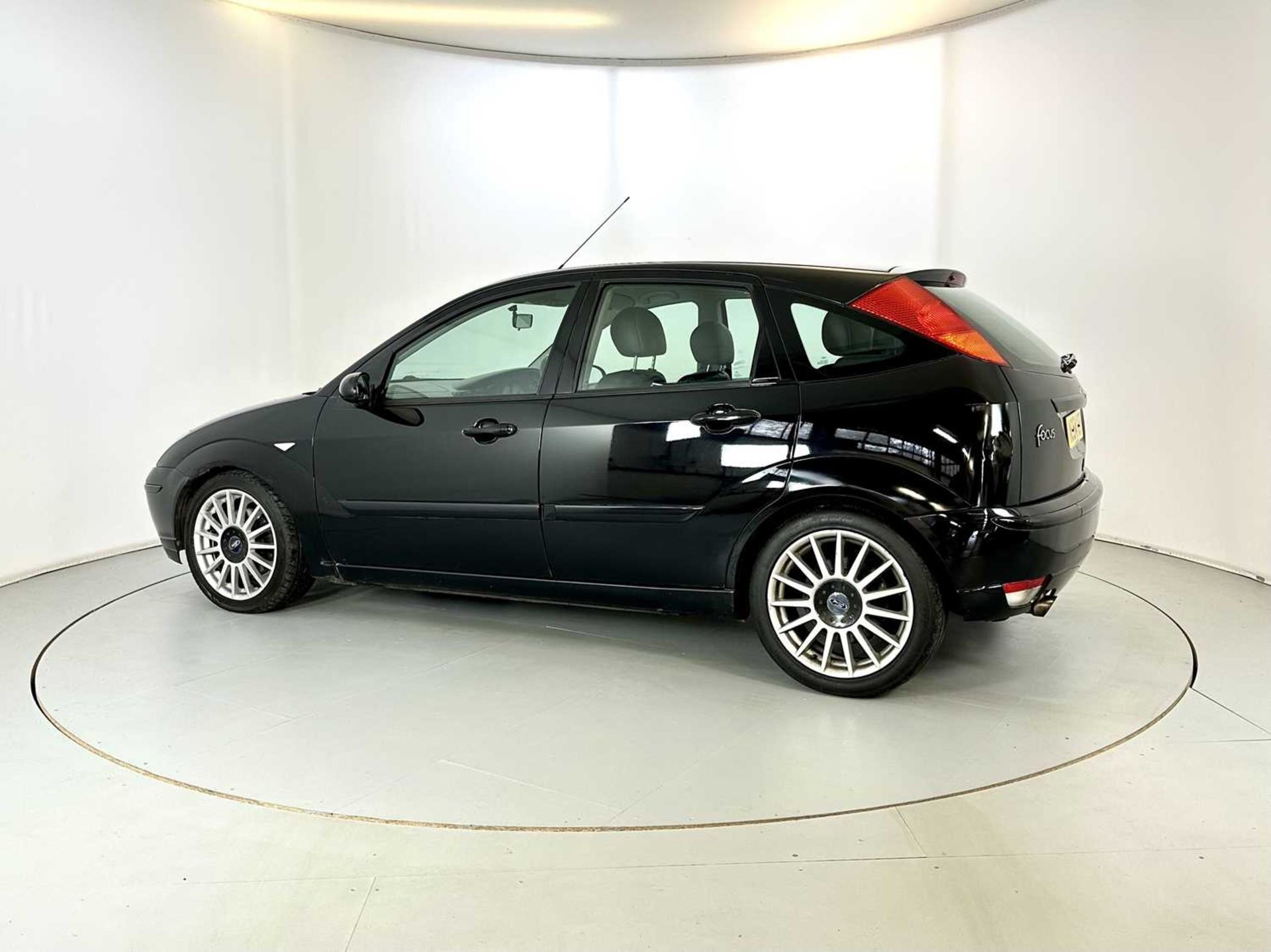 2004 Ford Focus ST170 - NO RESERVE - Image 6 of 34