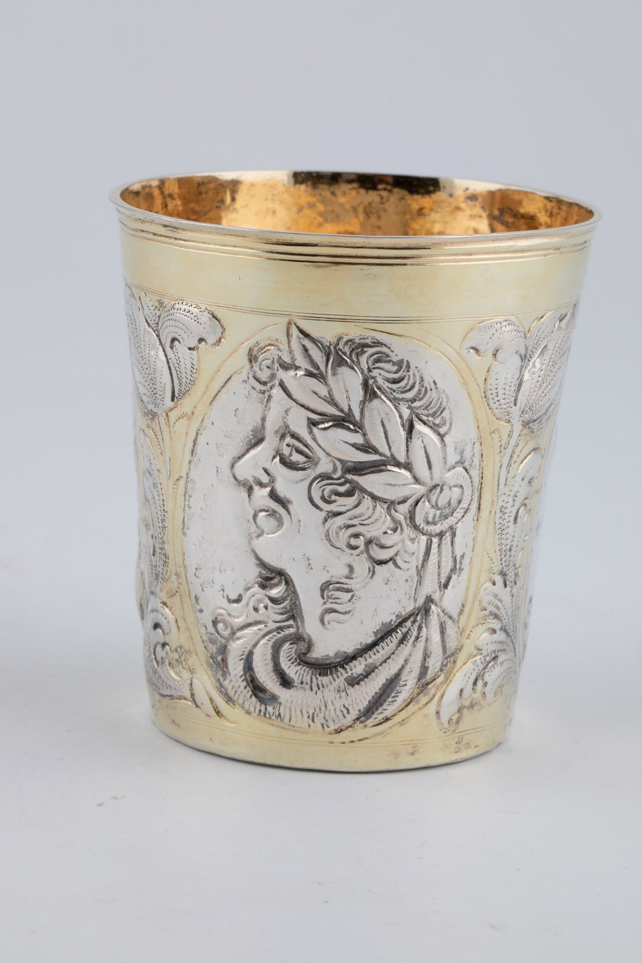 Small baroque cup - Image 3 of 4