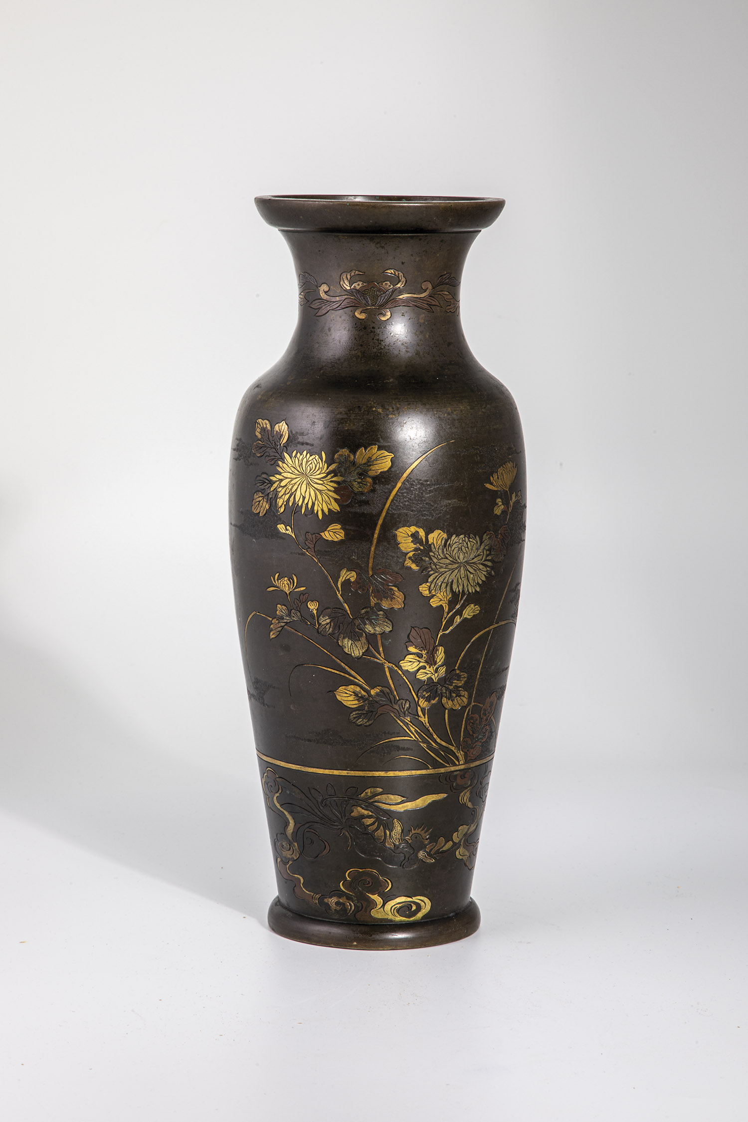 Vase - Image 2 of 2