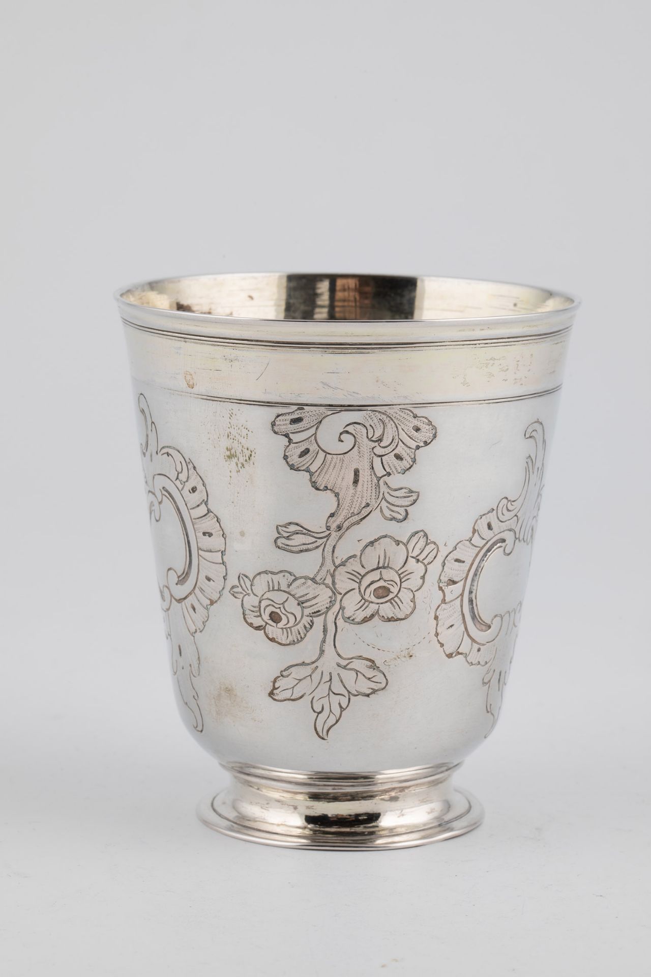 Rare rococo cup - Image 2 of 3