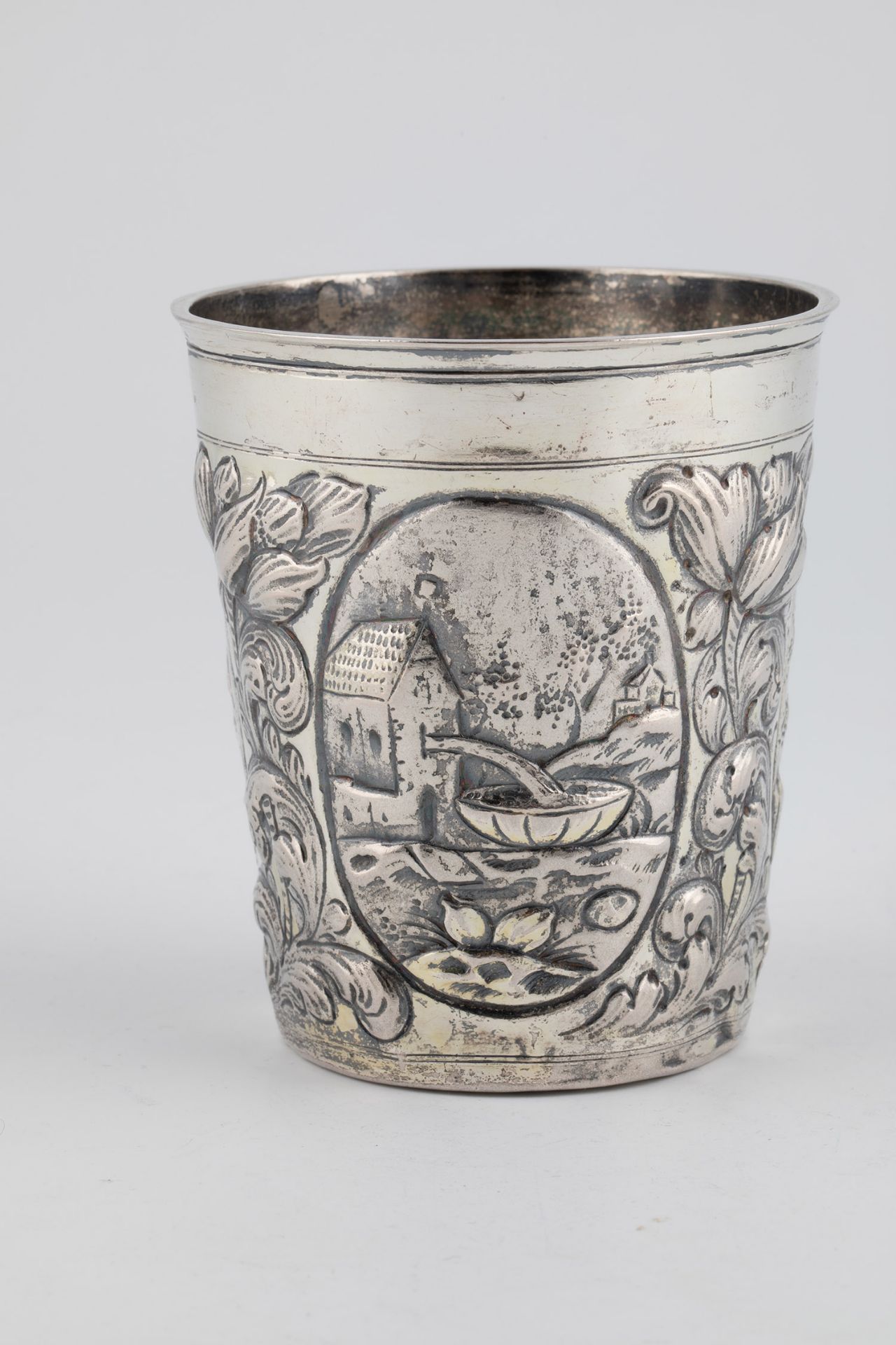 Baroque cup - Image 5 of 6