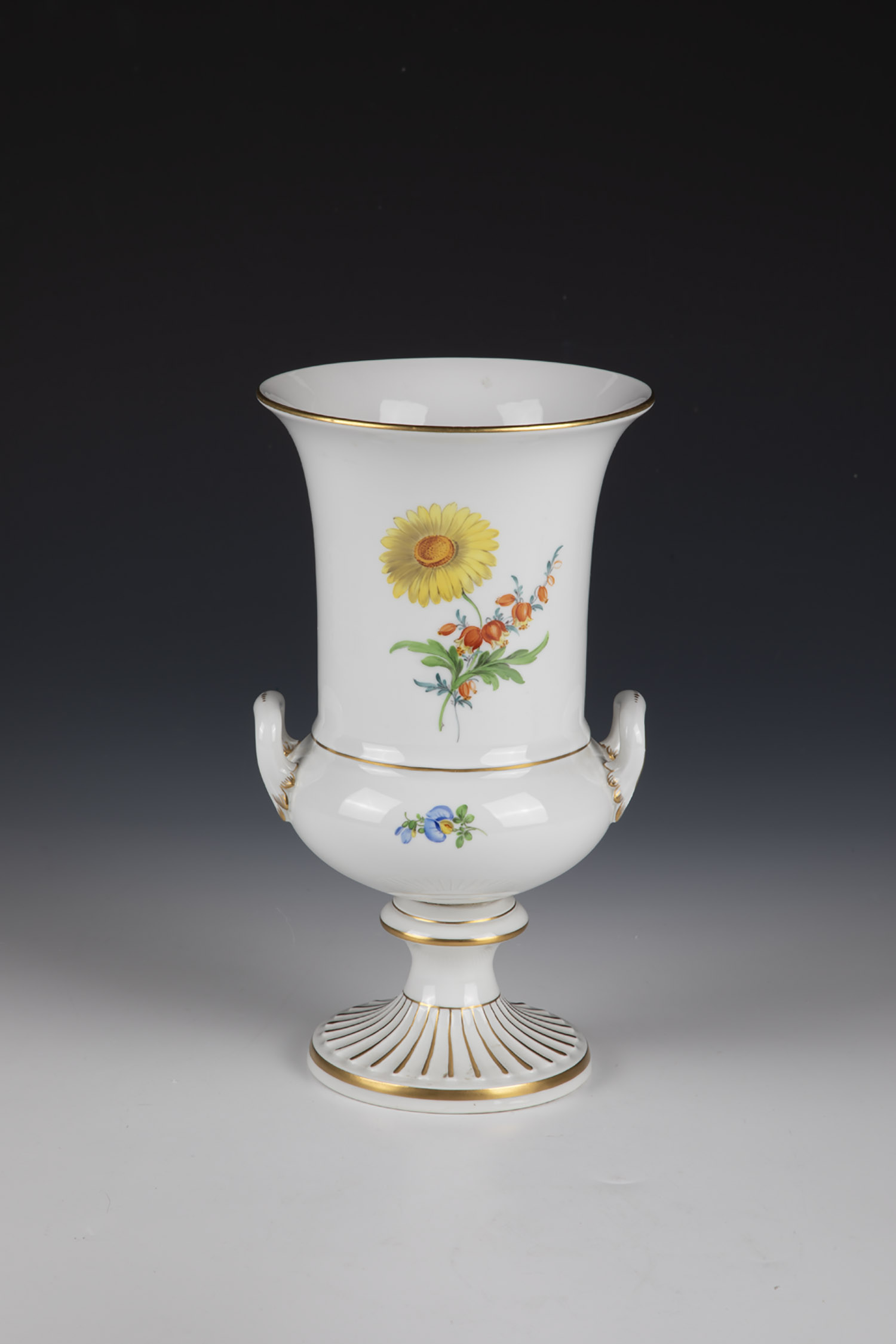 Urn vase with floral decor