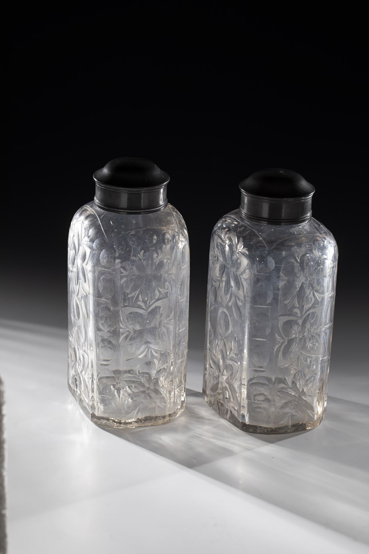 Paar grosse Flaschen mit Zinnschraubverschluss - Bild 2 aus 2