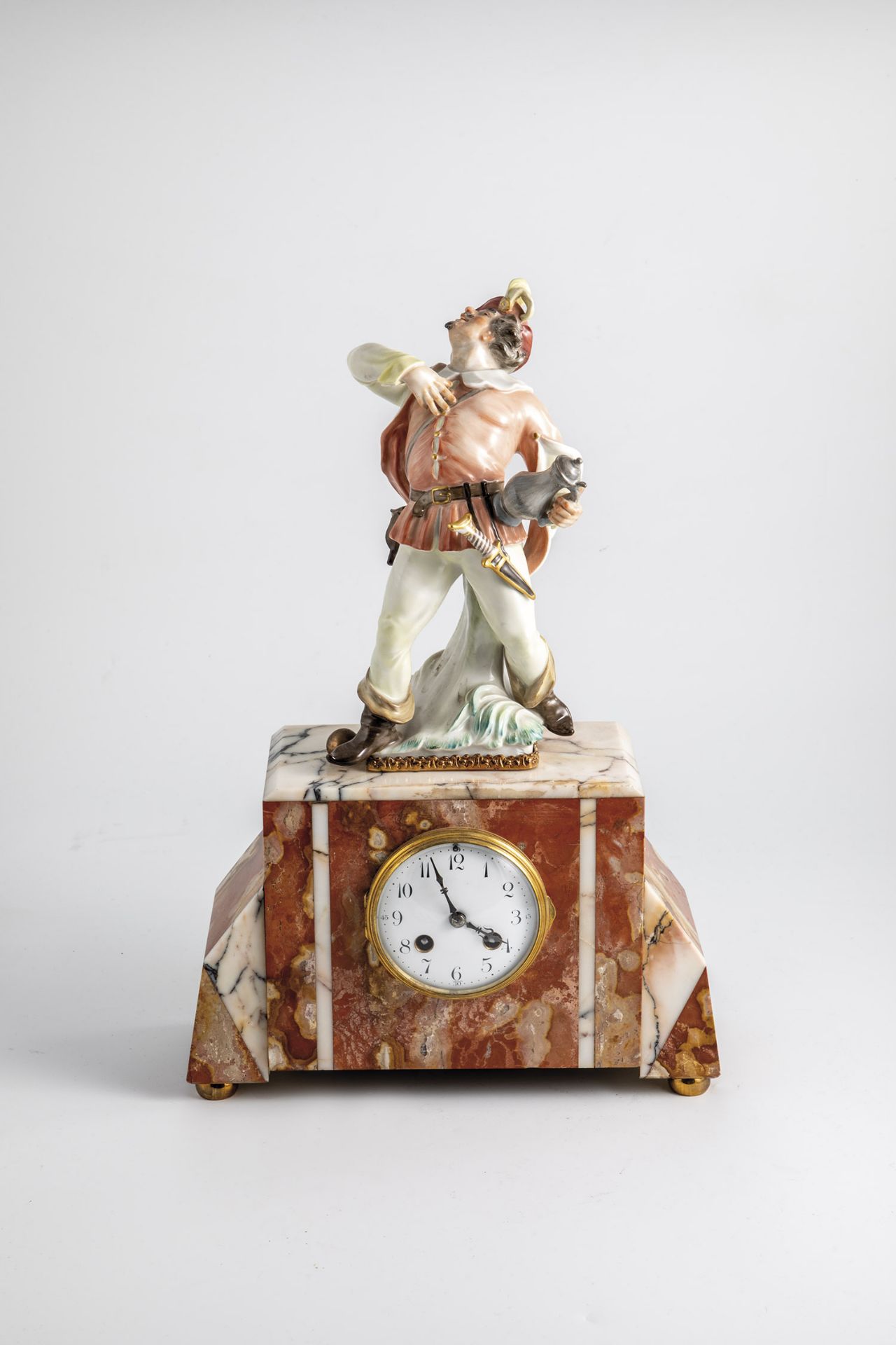 Mantel clock with ''Sir John Falstaff''