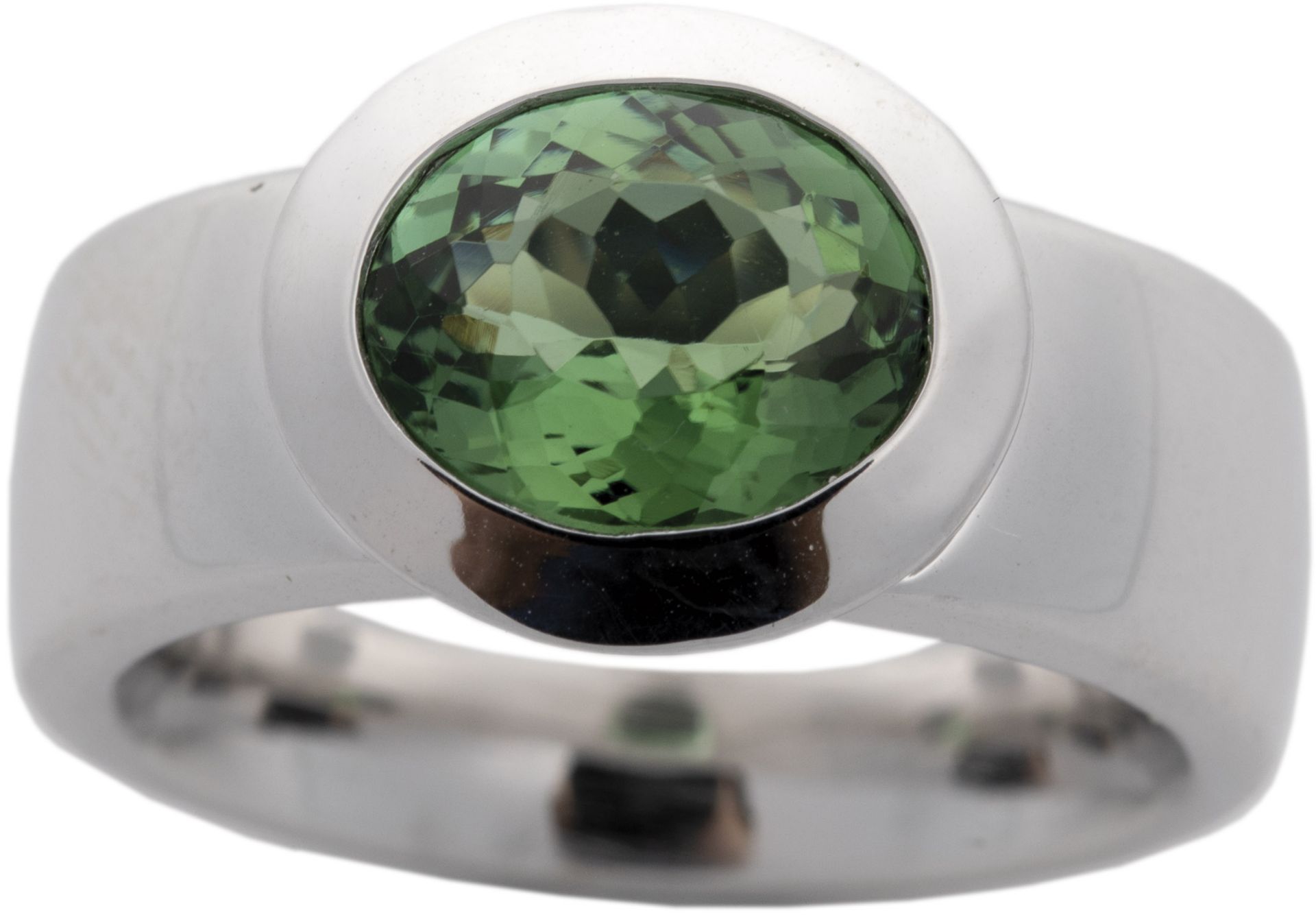 Band ring with green tourmaline