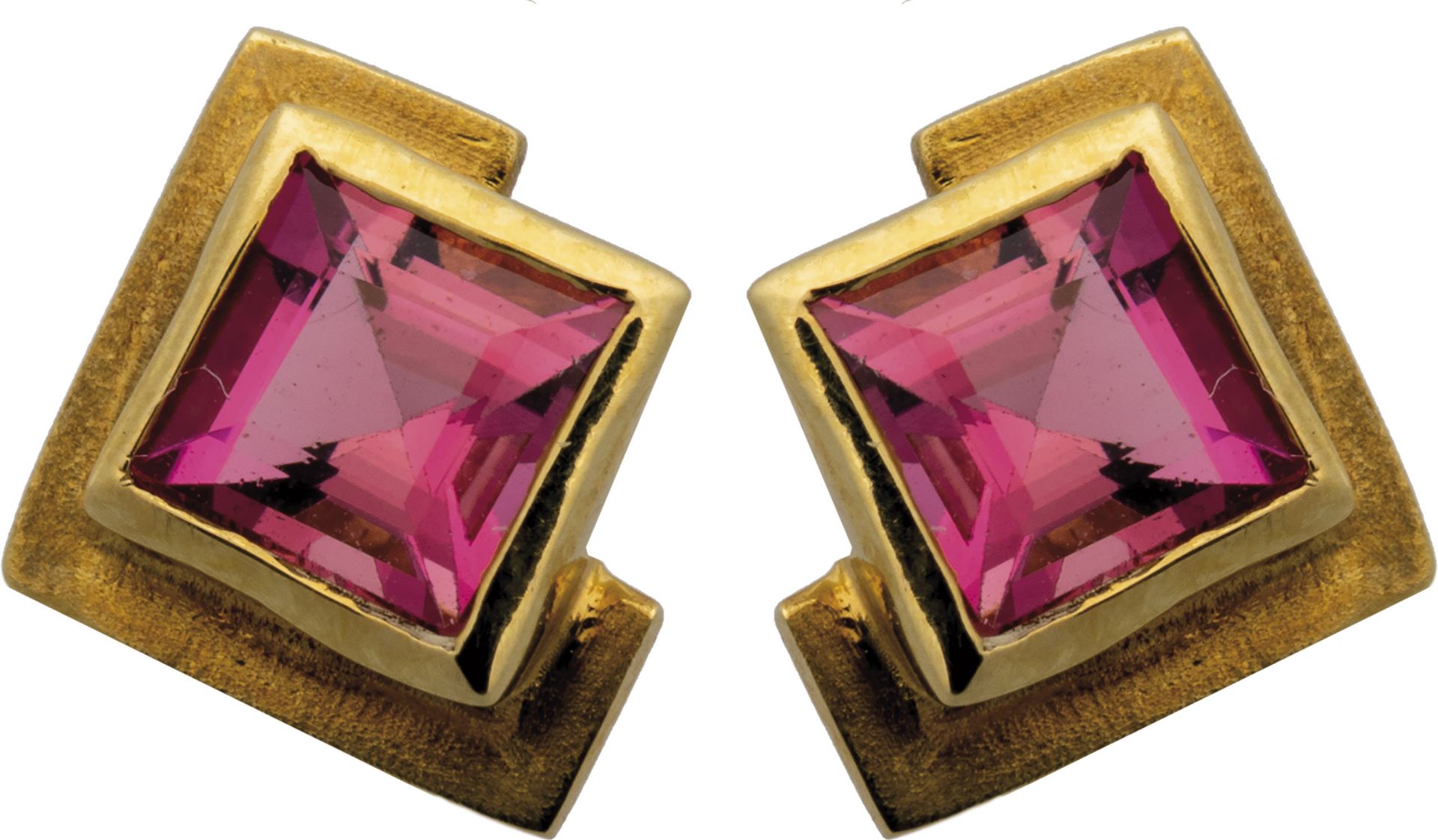 Stud earrings with pink tourmaline