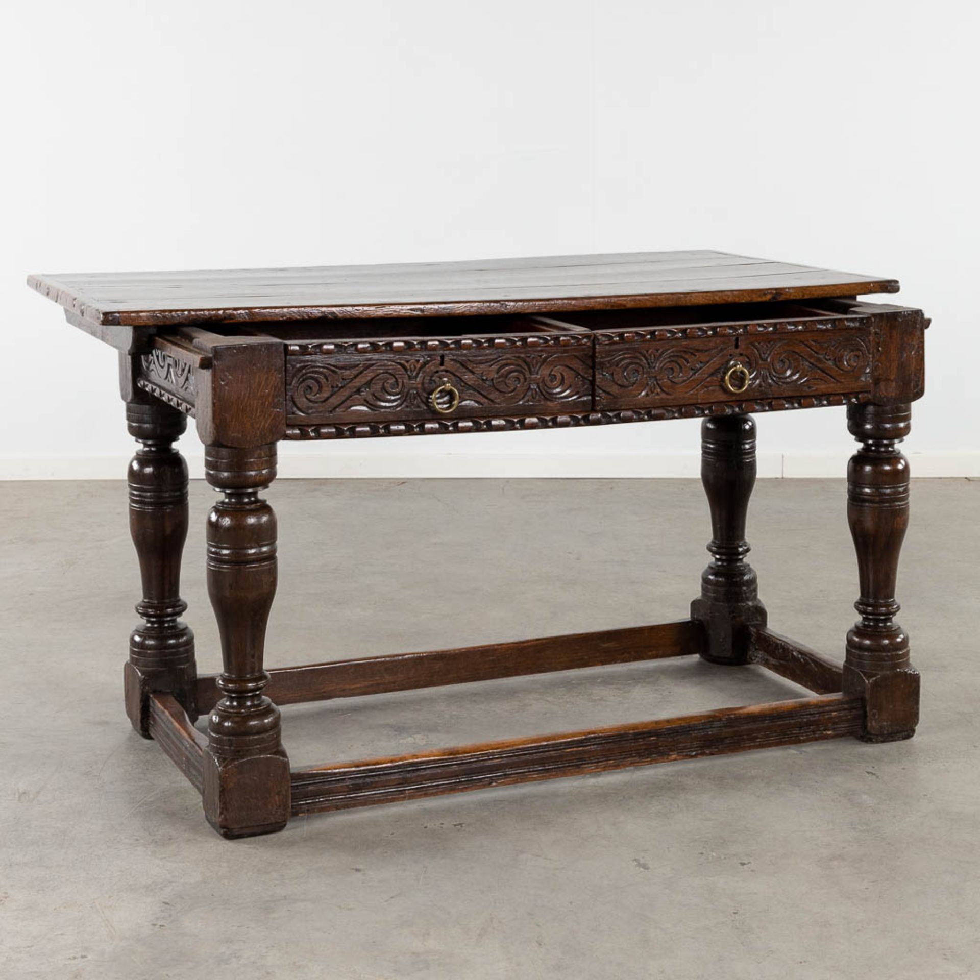 An antique payment table/side table. Oak, 18th C. (L:72 x W:142 x H:76 cm) - Bild 4 aus 16