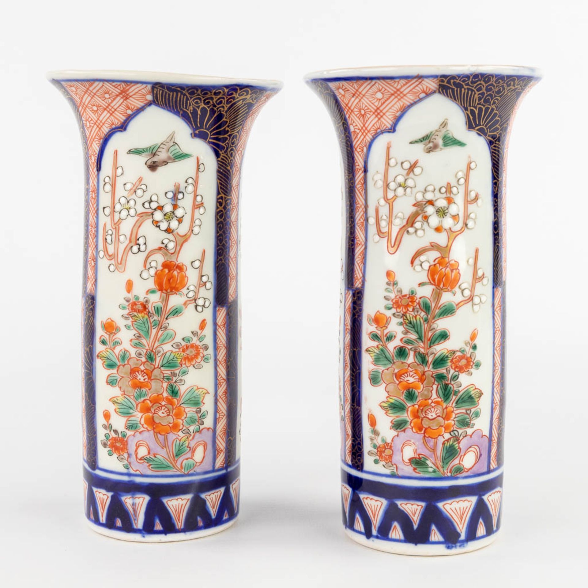 A 5-piece 'Kaststel', Japanese Imari porcelain. (H:22 x D:11 cm) - Image 16 of 21
