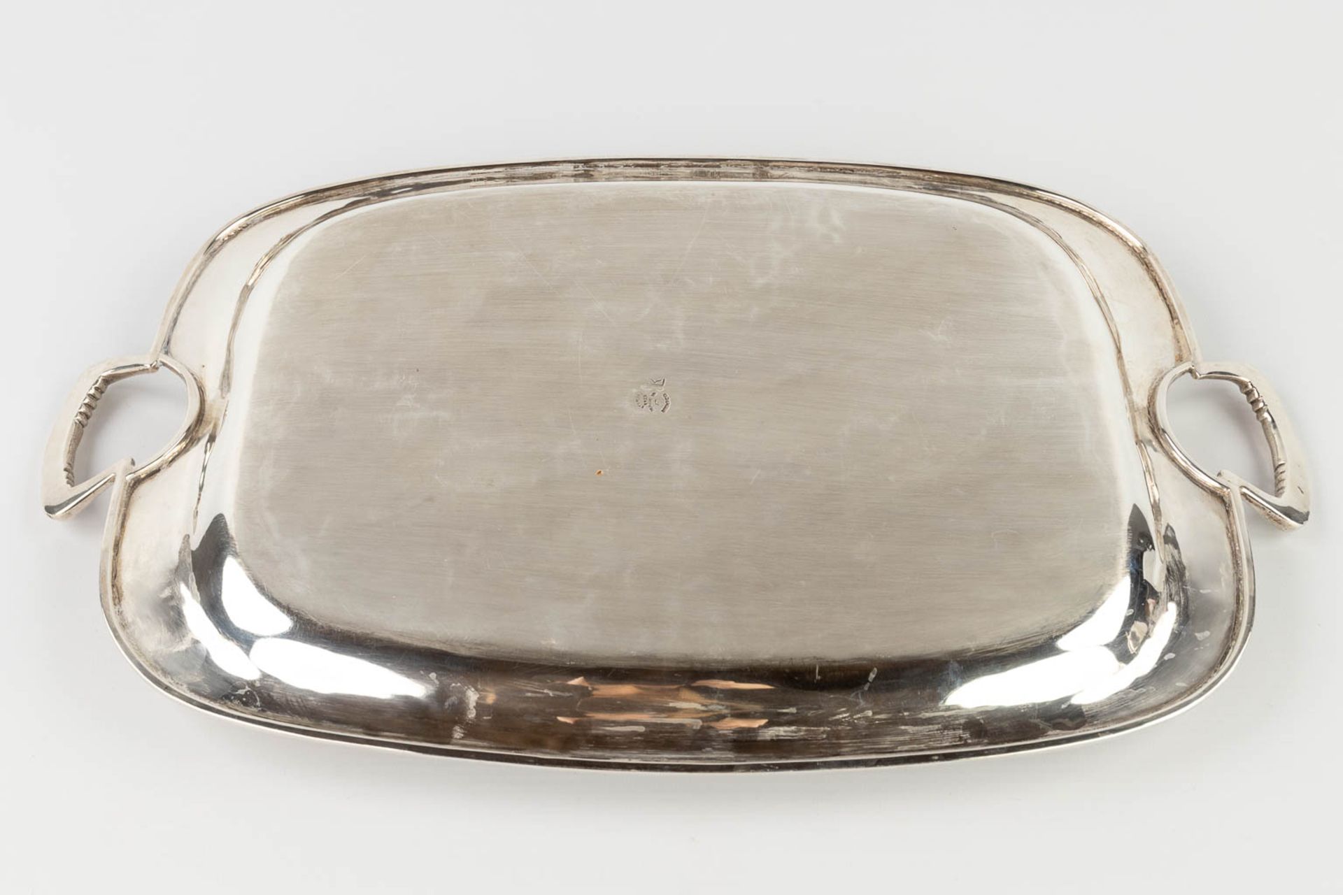 A group lot of table accessories and serve ware, silver and silver-plated metal. 2,760g. (L:29 x W:4 - Bild 23 aus 33