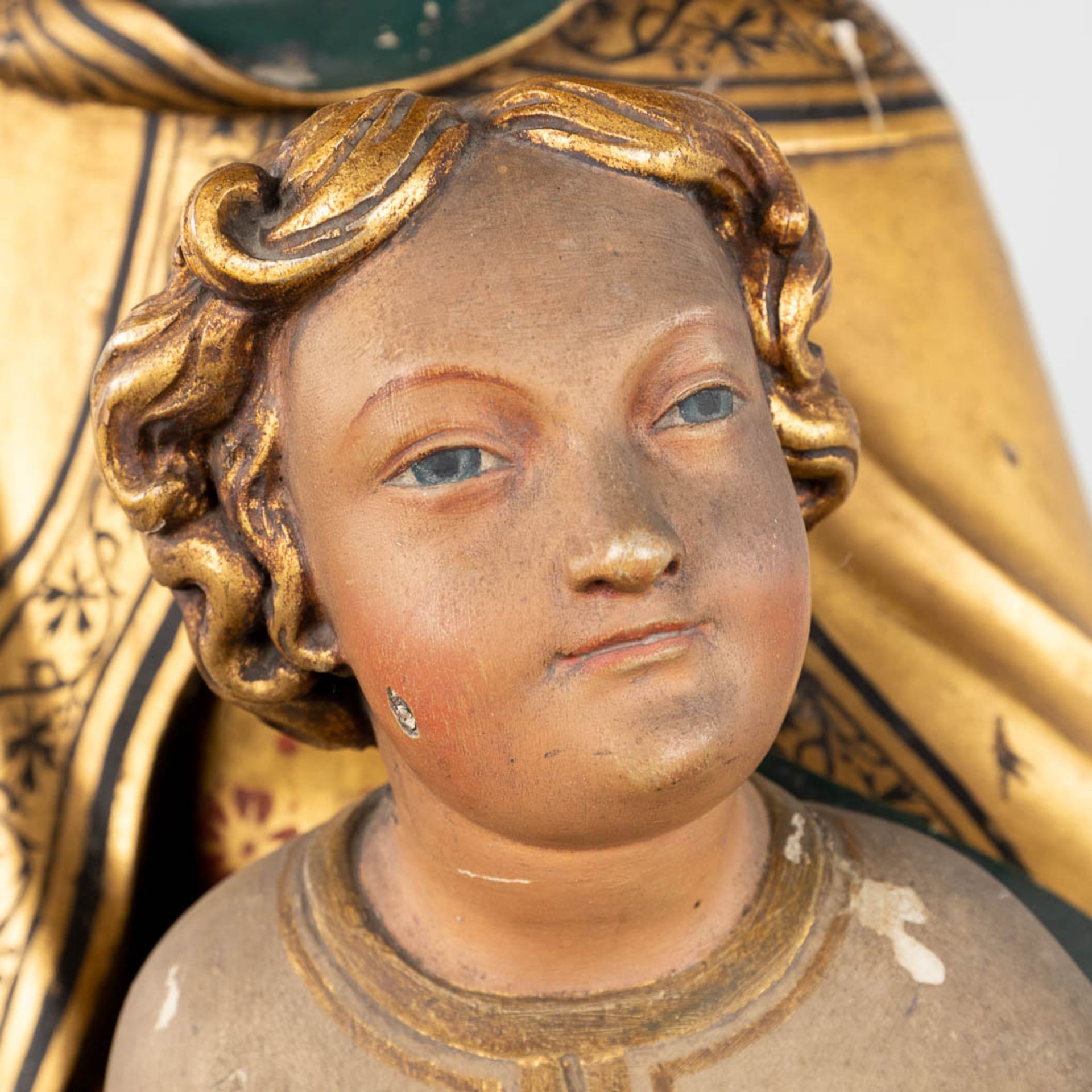 An antique wood-sculptured statue of Saint Anna with child, gilt and polychrome. 18th/19th C. (L:51 - Image 12 of 20