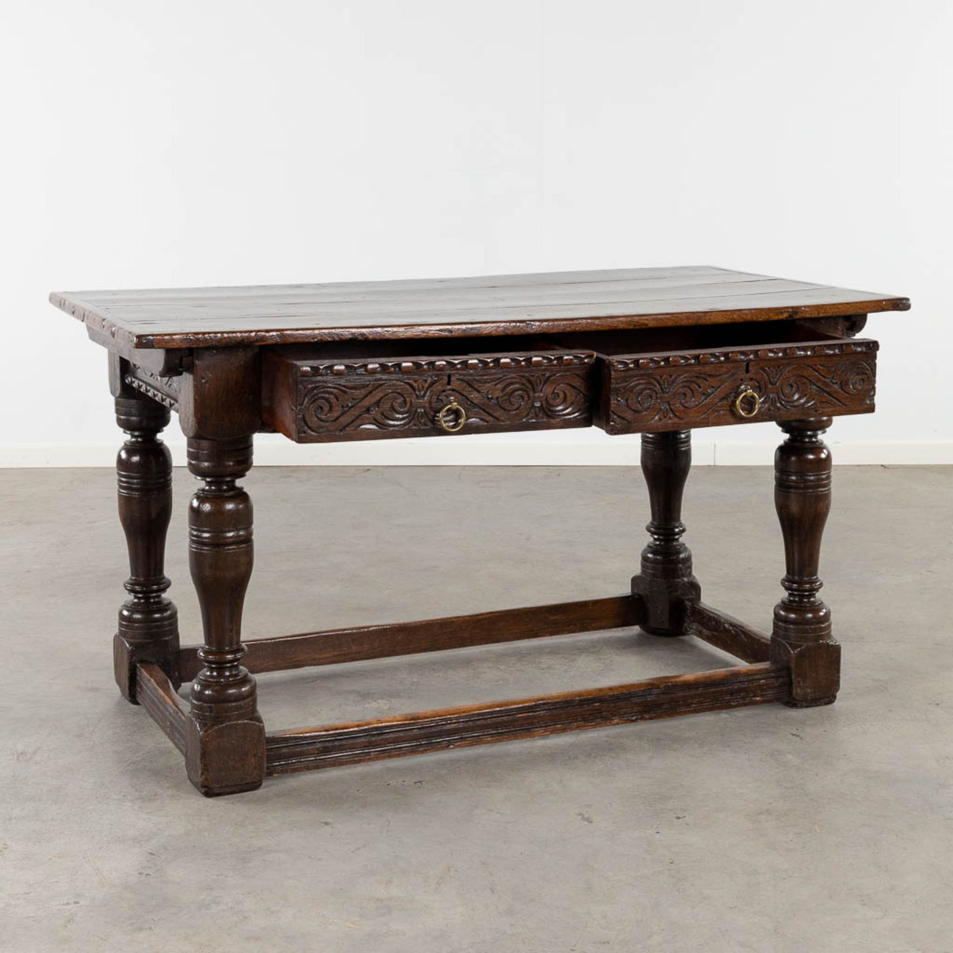 An antique payment table/side table. Oak, 18th C. (L:72 x W:142 x H:76 cm) - Bild 3 aus 16