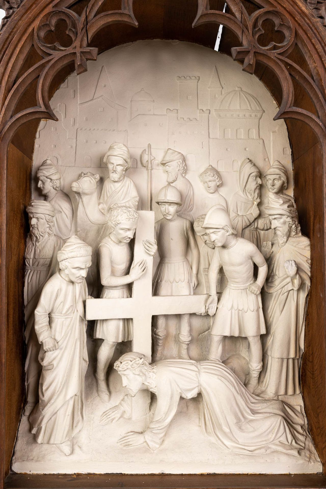 An extensive 14-piece 'Stations Of The Cross', plaster with gothic revival, wood-sculptured frames. - Image 16 of 30