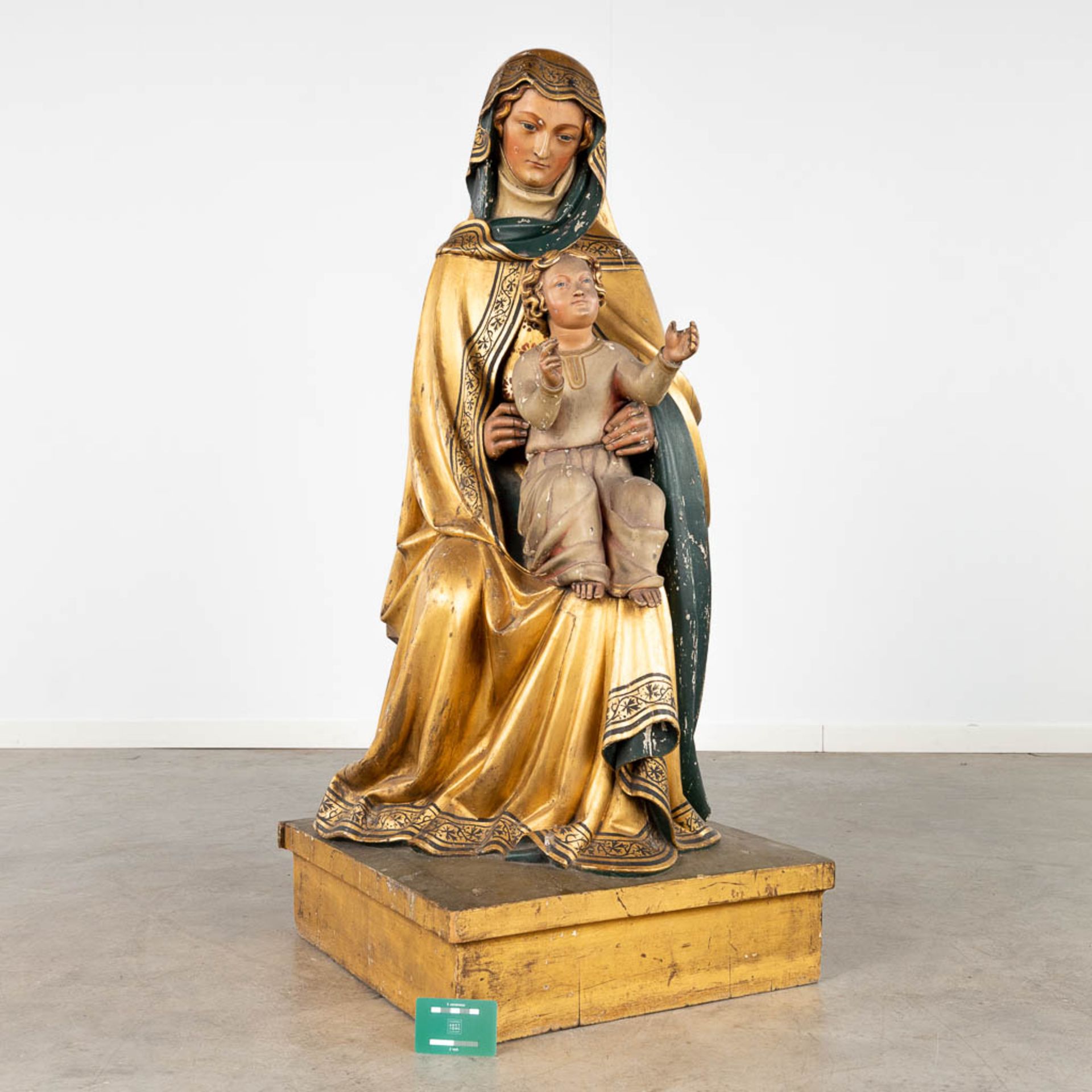 An antique wood-sculptured statue of Saint Anna with child, gilt and polychrome. 18th/19th C. (L:51 - Image 2 of 20