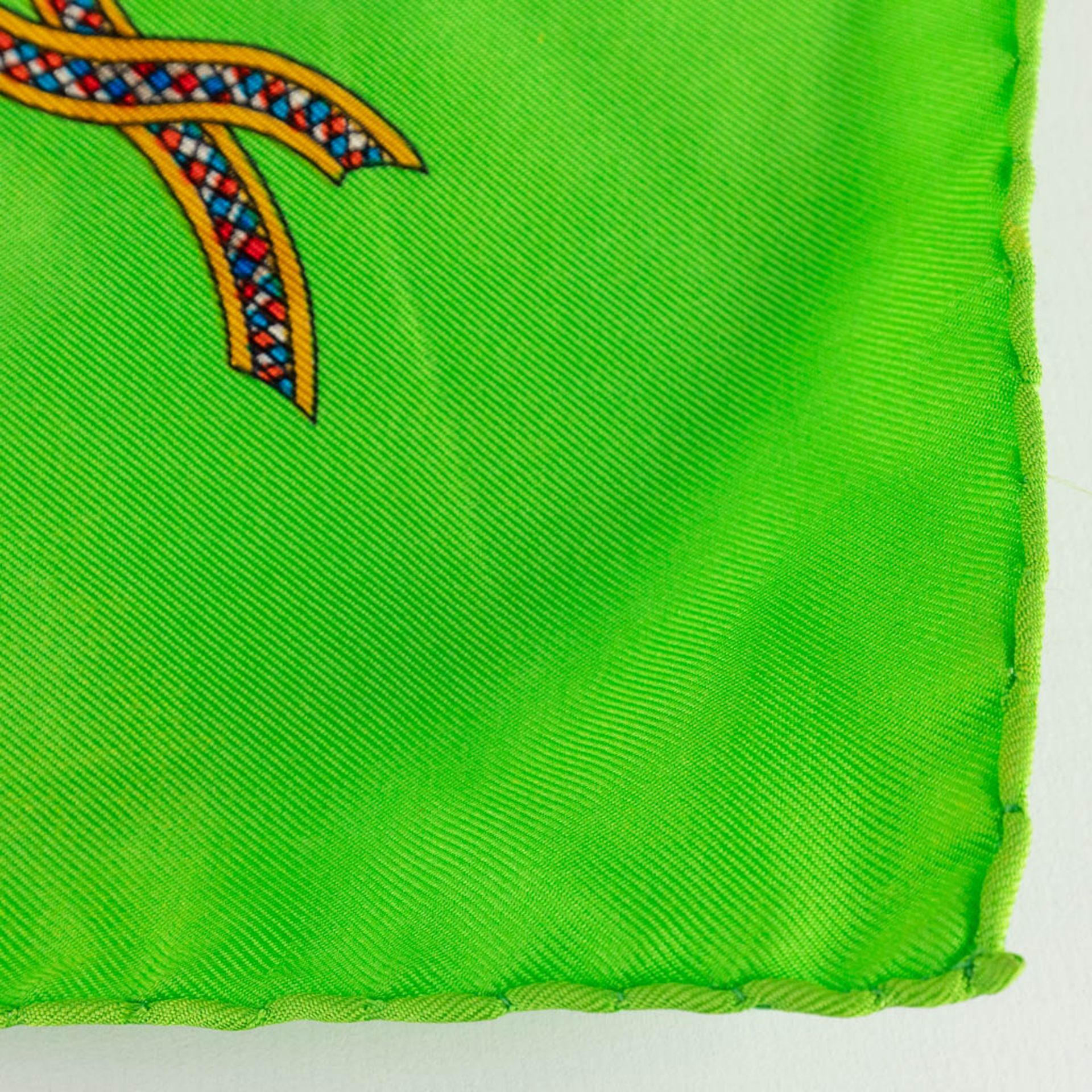 Hermès Paris, a silk scarf: 'Liberté Egalité Fraternité' (W:90 x H:90 cm) - Image 12 of 12