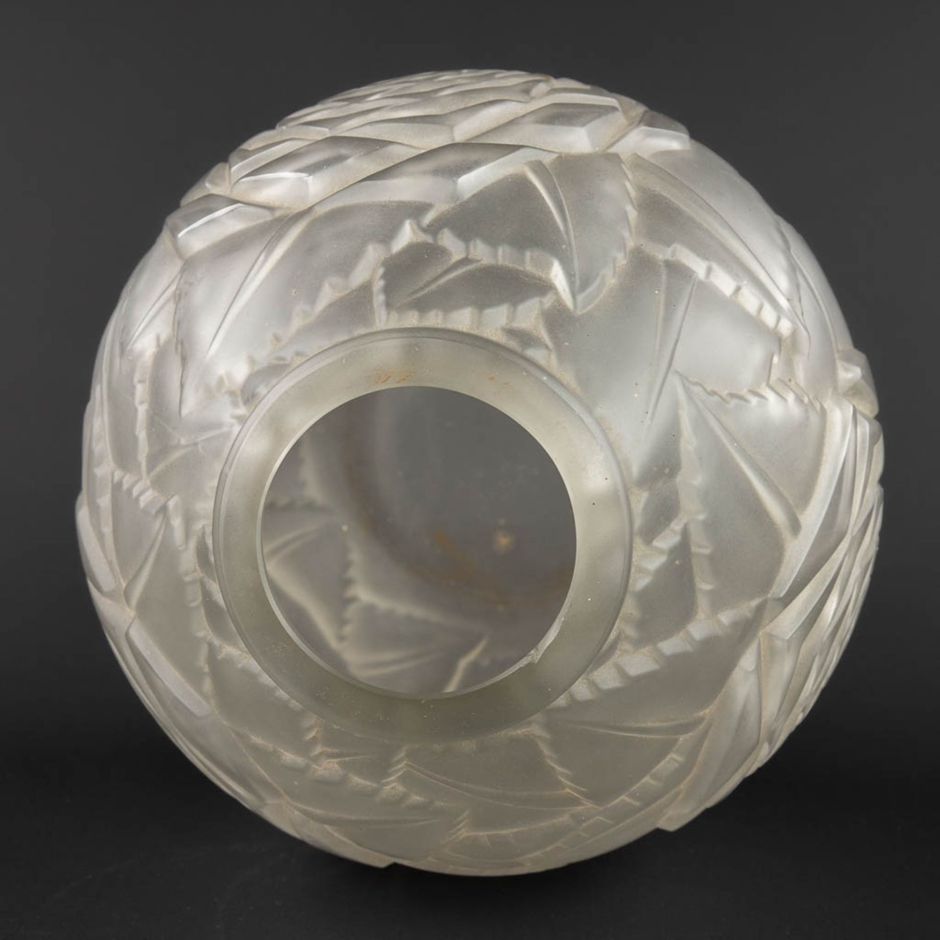 René GORO (XX) &amp; Henri DIEUPART (1888-1928) 'Art Deco glass vase' (H:20 x D:20 cm) - Image 9 of 14