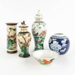 Five pieces of Chinese porcelain and stoneware, Prunus, Famille Verte, and Nanking. 20th C. (H:28 x