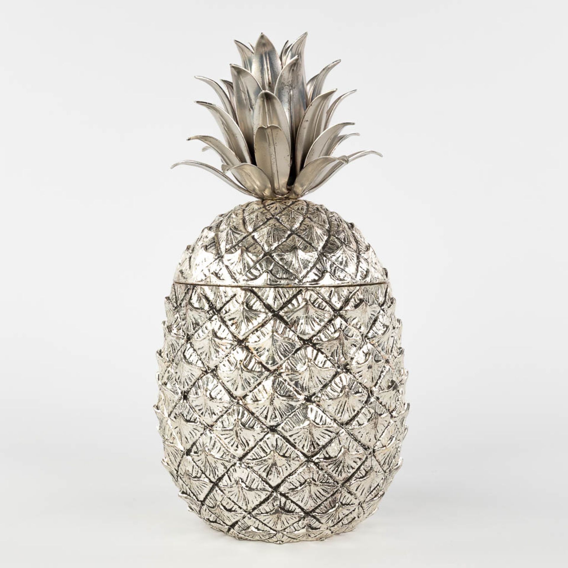 Mauro MANETTI (1946) 'Pineapple' an ice pail. (H:27 x D:13 cm)