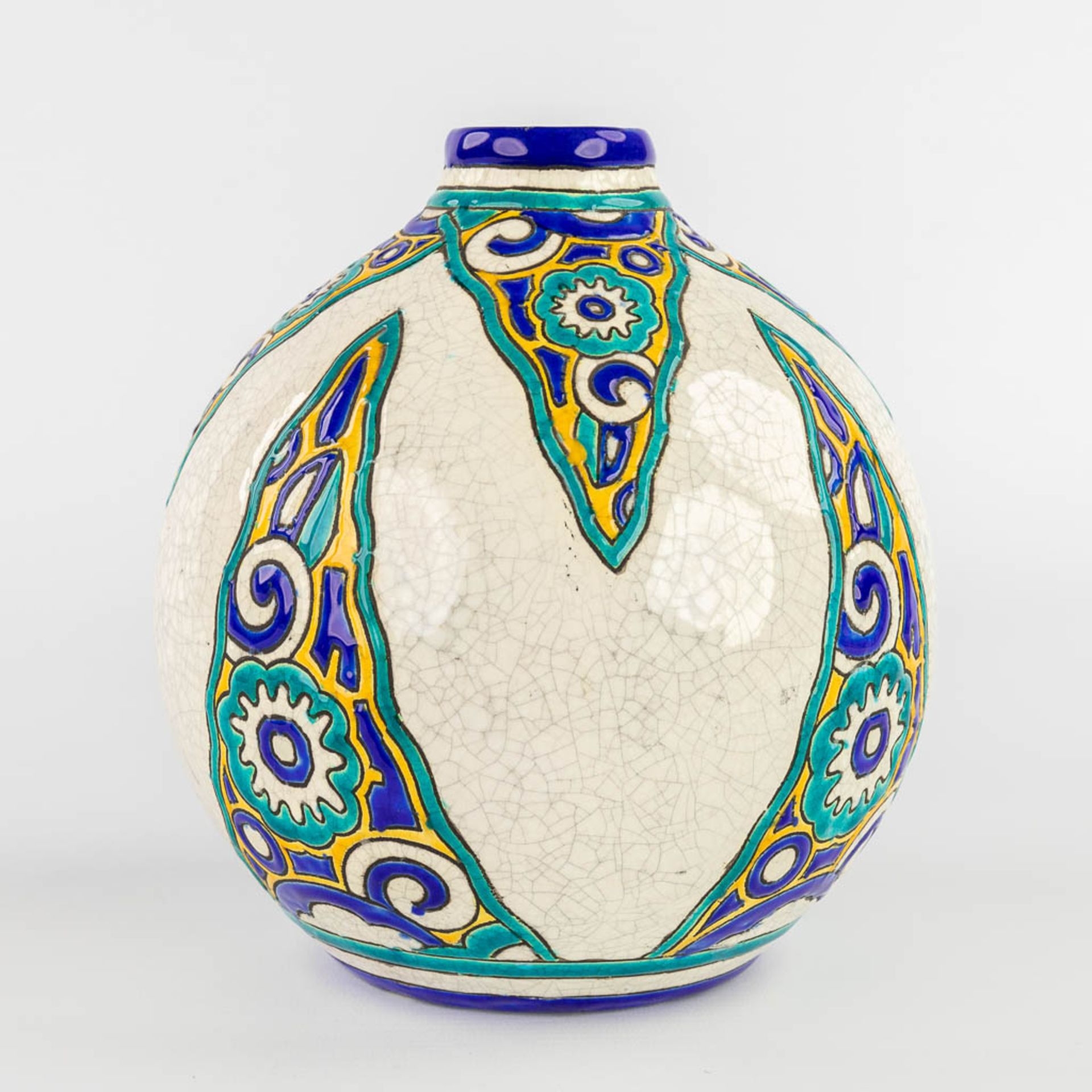Boch Keramis, a faience vase, art deco. (H:18 x D:17 cm) - Image 5 of 12