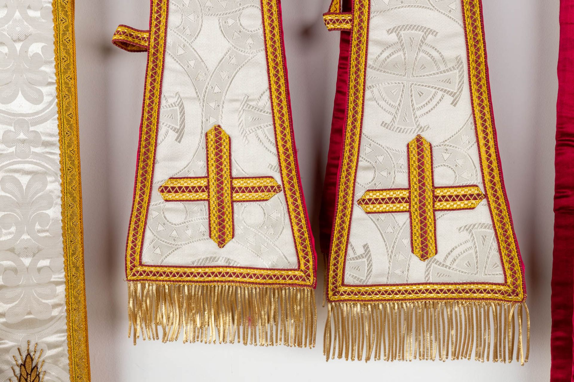 A matching set of Liturgical robes, 4 dalmatics, maniples and stola. - Image 16 of 17