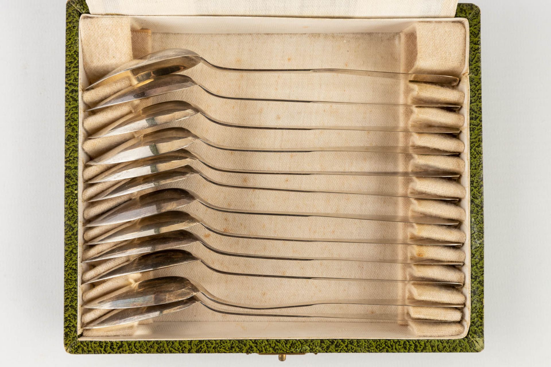 Two Ecrins with silver spoons, added 1 Ecrin with pieces of silver-plated cutlery marked Boulinger. - Image 9 of 18