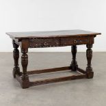 An antique payment table/side table. Oak, 18th C. (L:72 x W:142 x H:76 cm)