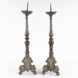 A pair of antique candlesticks, candle holders, Tin, 18th C. (L:16 x W:16 x H:72 cm)