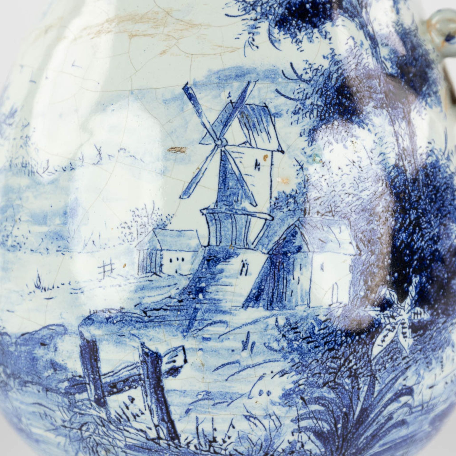 Delft, an antique pitcher with romantic scène, blue-white faience. 18th c. (L:17 x W:20 x H:33 cm) - Image 18 of 20