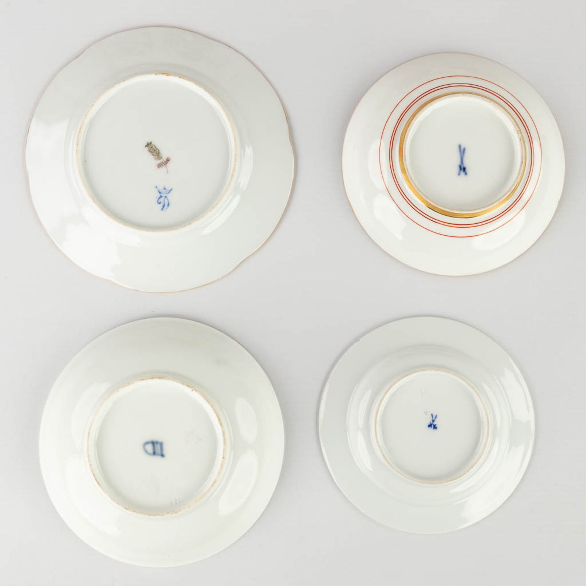 A large collection of porcelain items and table accessories of multiple marks. 19th and 20th C. (H:2 - Image 20 of 36