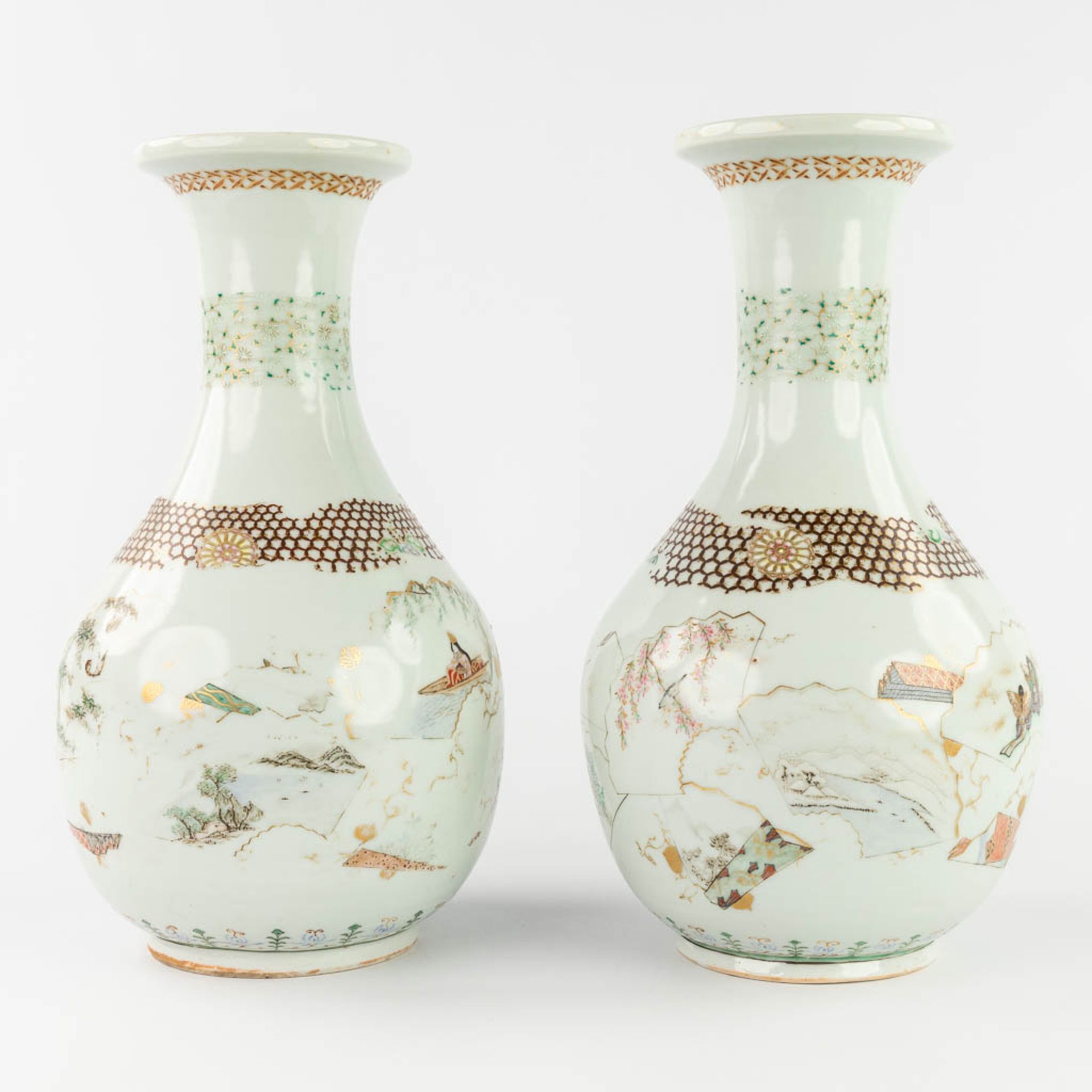 A pair of Japanese vases, decorated with hand-painted landscapes. 19th C. (H:37,5 x D:21 cm) - Image 3 of 15