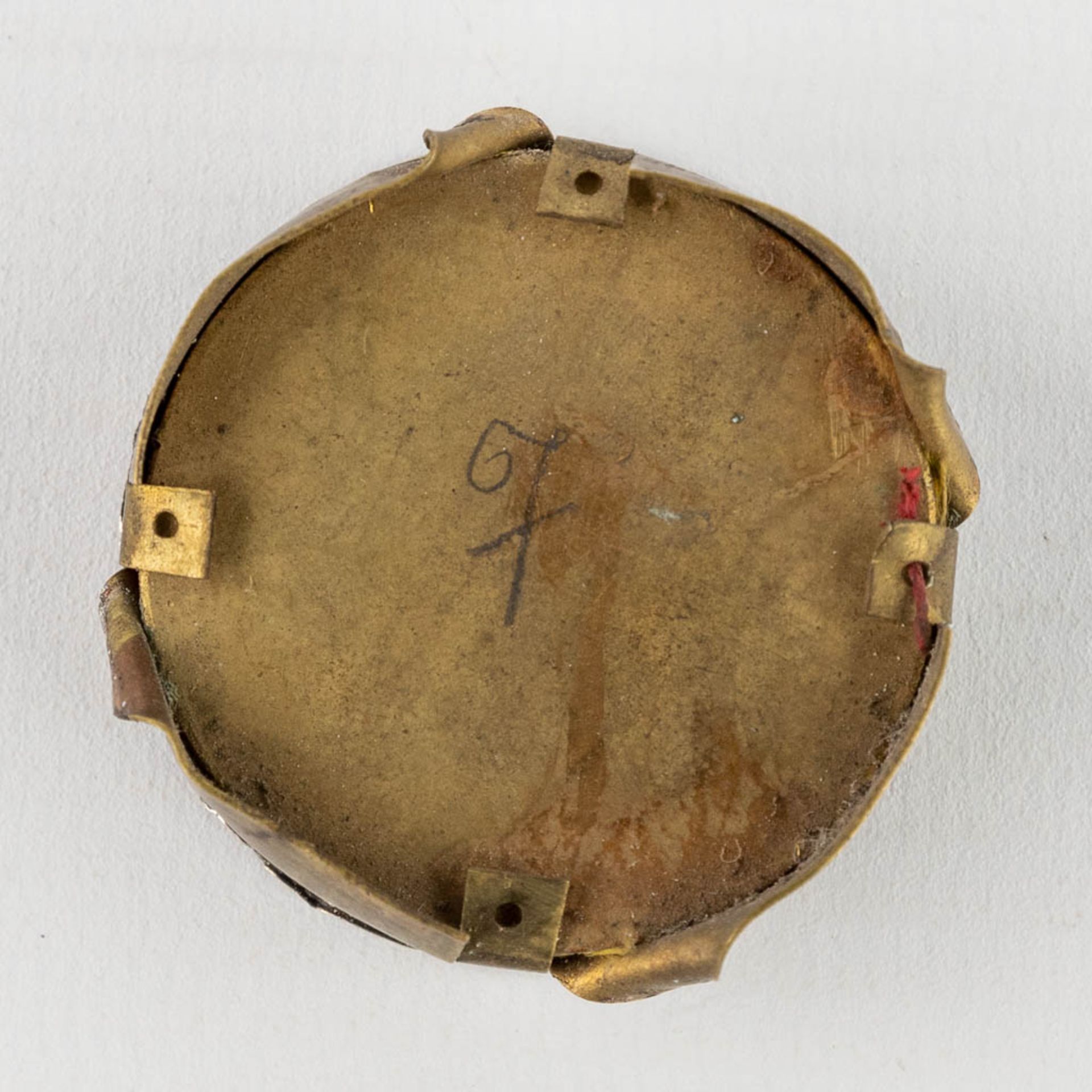 A Theca with relic: Ex Ossibus Sancta Anna Matris B.M.V (H:1,35 x D:3,6 cm) - Image 5 of 7