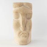 Gérard HOLMENS (1934-1995) 'Head' sculptured stone. 1959 (L:20 x W:17,5 x H:38 cm)