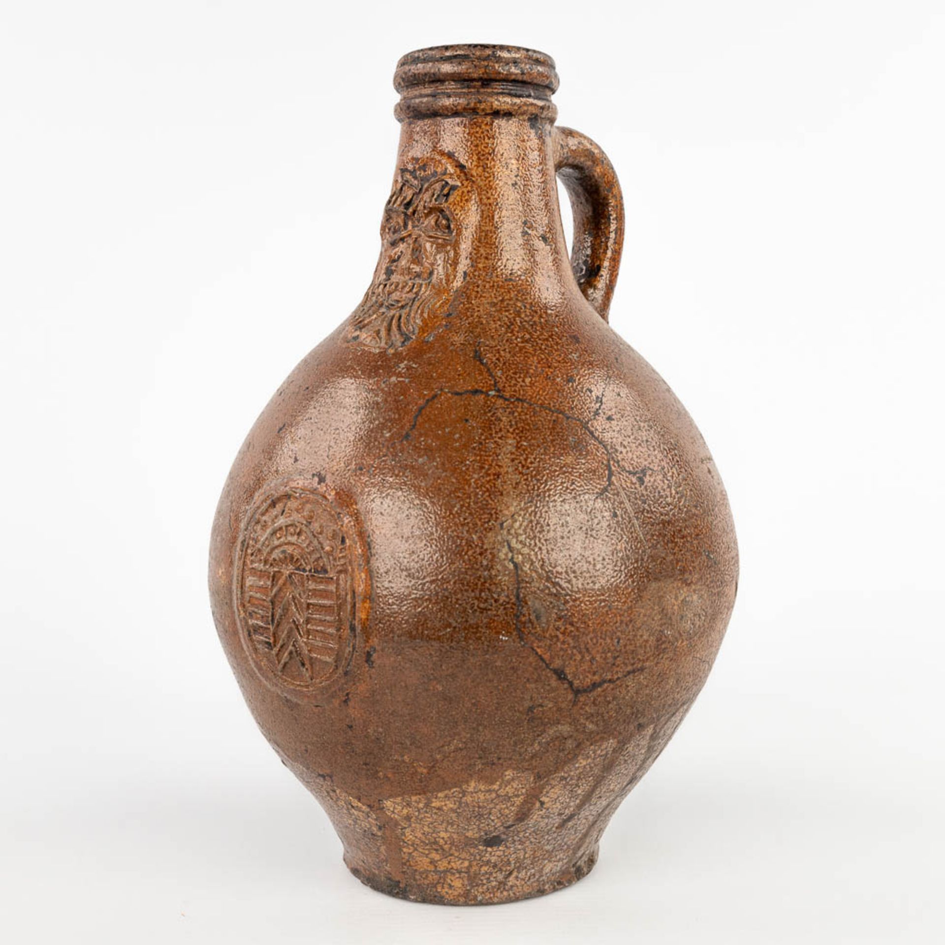 An antique Bartman jug with a single cartouche. 17th C. (H:28 x D:18 cm) - Image 6 of 12