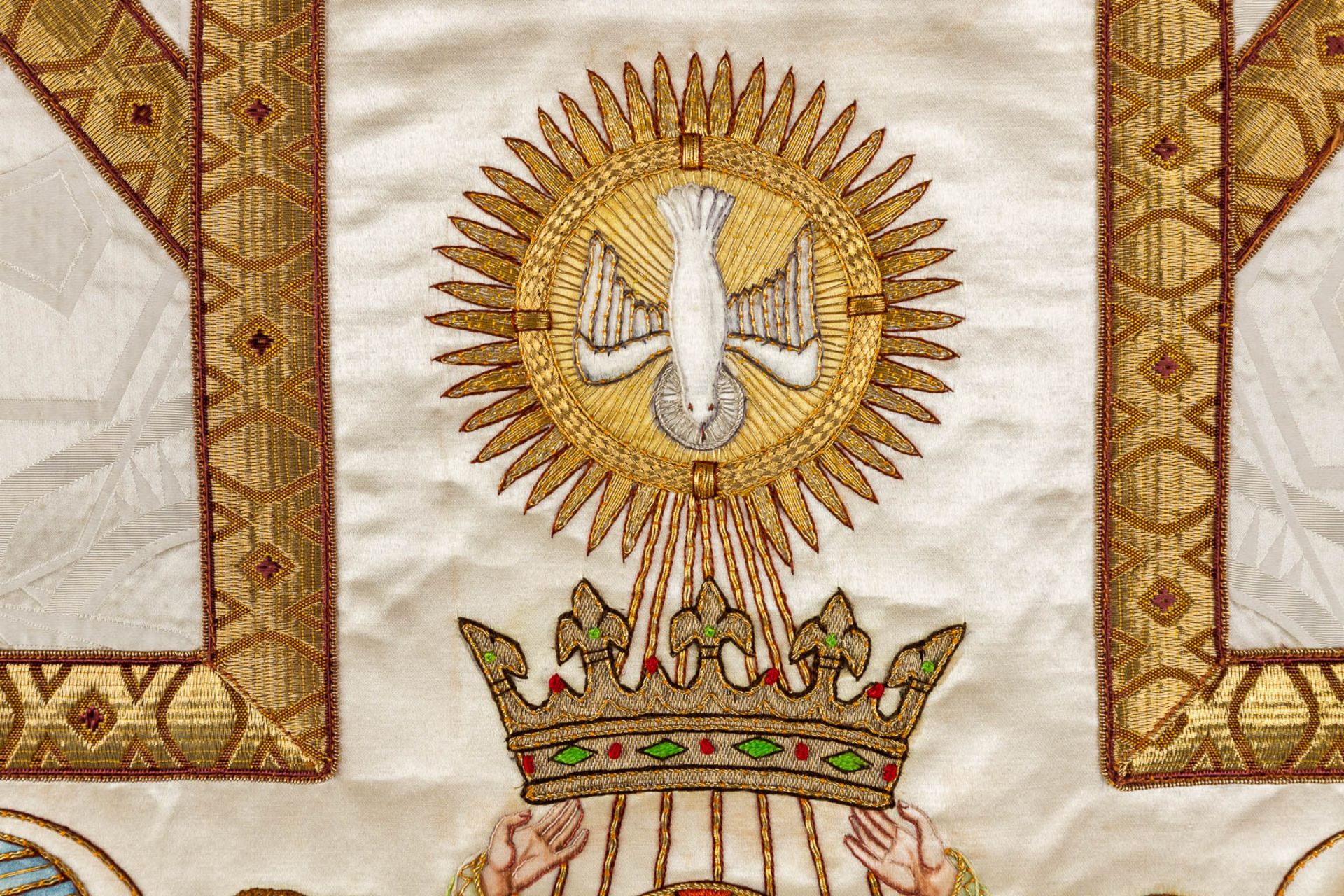 A set of Lithurgical Robes and accessories. Thick gold thread and embroideries. - Image 3 of 40