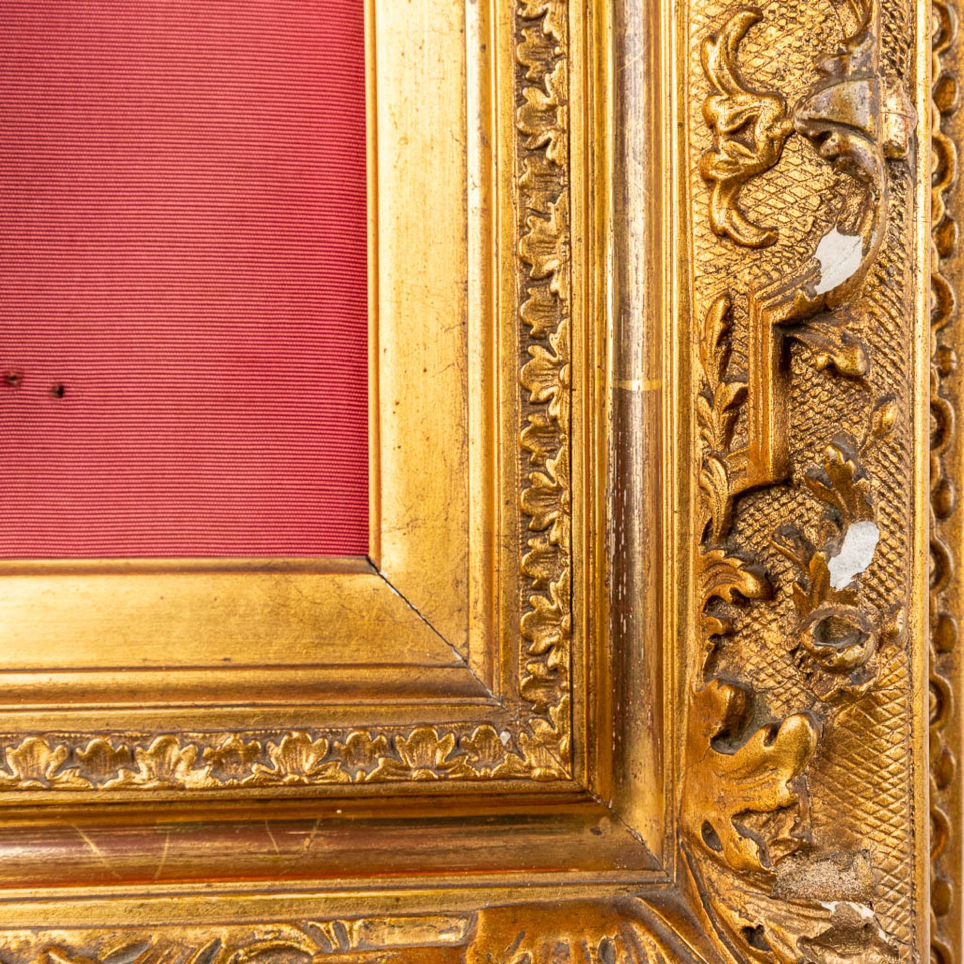 An antique wood-scultpured Corpus Christi, mounted in a gilt frame. (H:63 cm) - Image 9 of 12