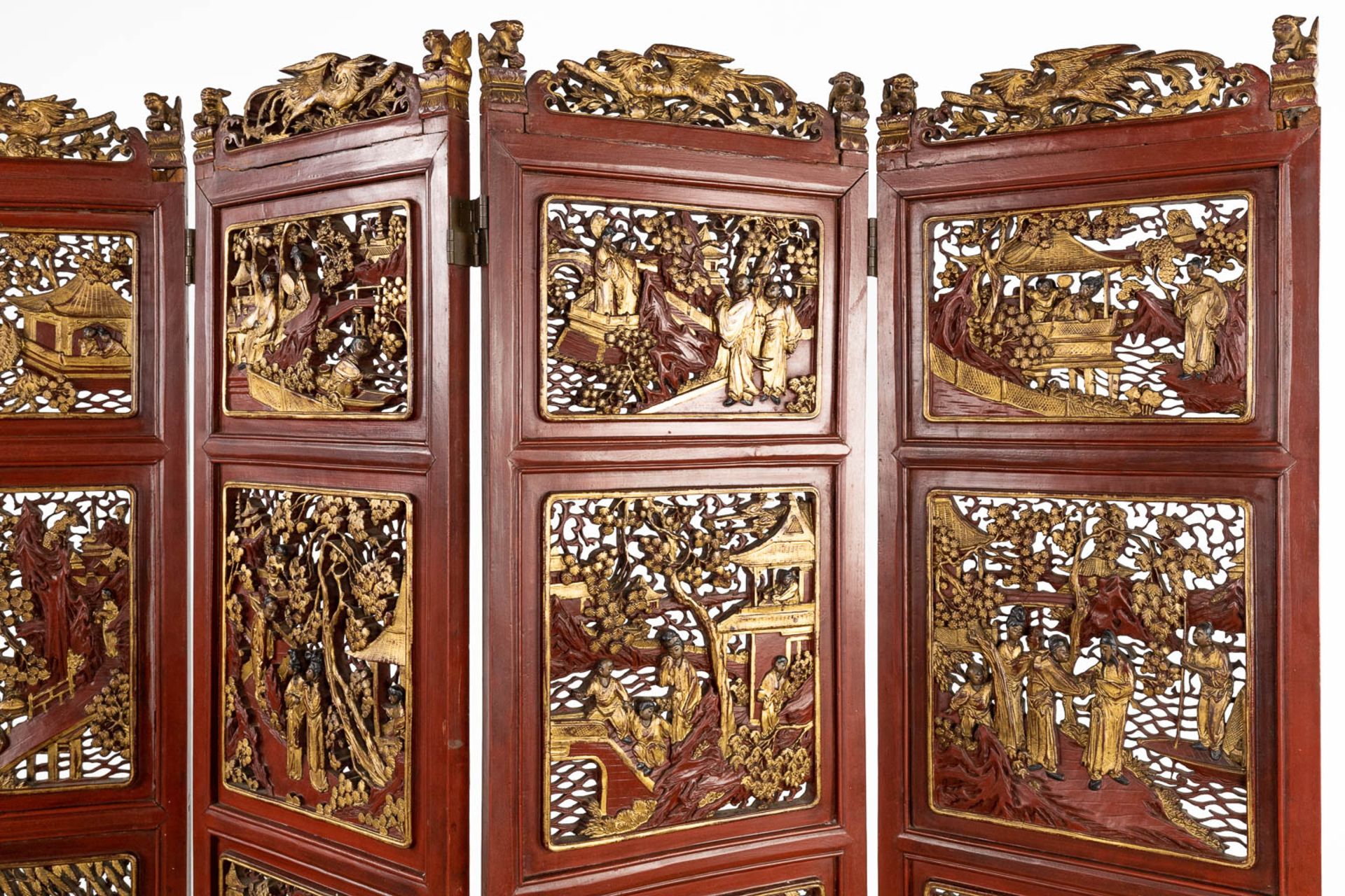 A 4-piece Chinese room divider, sculptured hardwood panels, circa 1900. (W:162 x H:185 cm) - Image 5 of 12