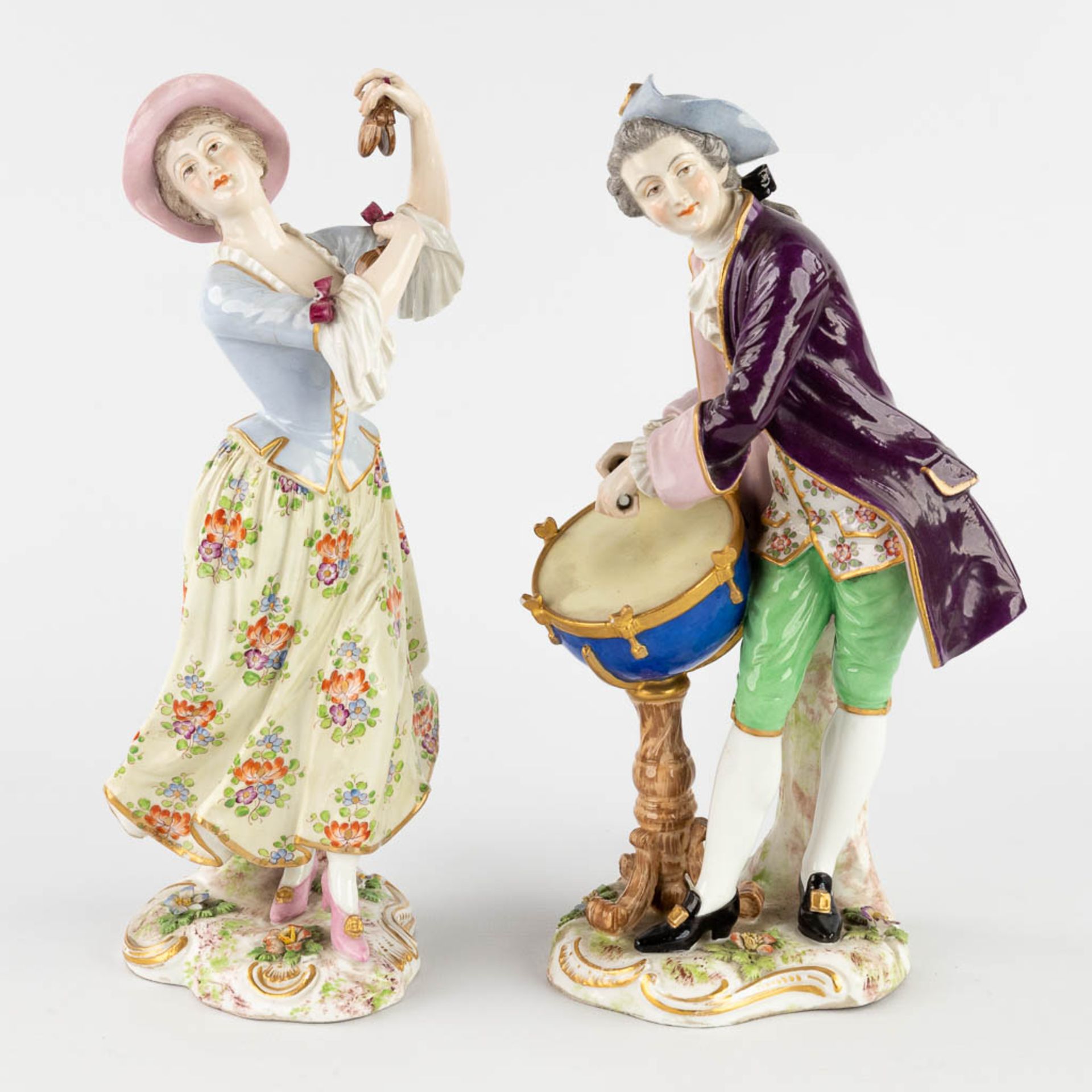 Meissen Porcelain mark, a dancing and musical couple. 19th C. (L:10 x W:14 x H:26 cm)