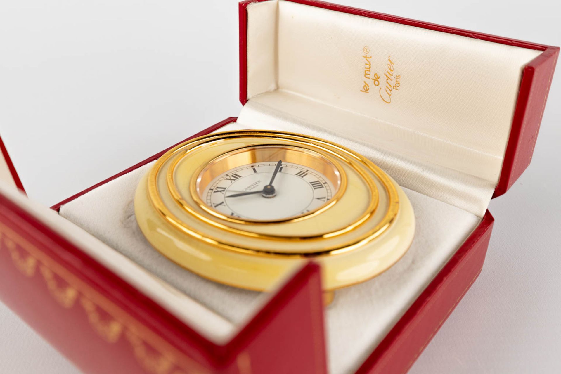 Cartier, a travel alarm clock, 7511 with the original box. - Bild 8 aus 17
