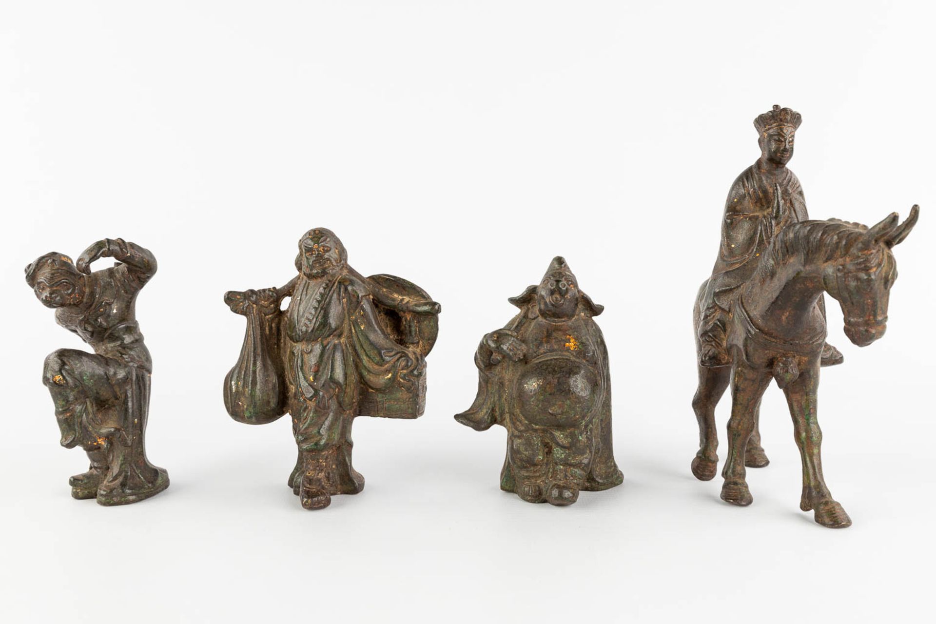 4 Chinese figurines, made of bronze. (L:7 x W:18 x H:18 cm) - Image 3 of 12