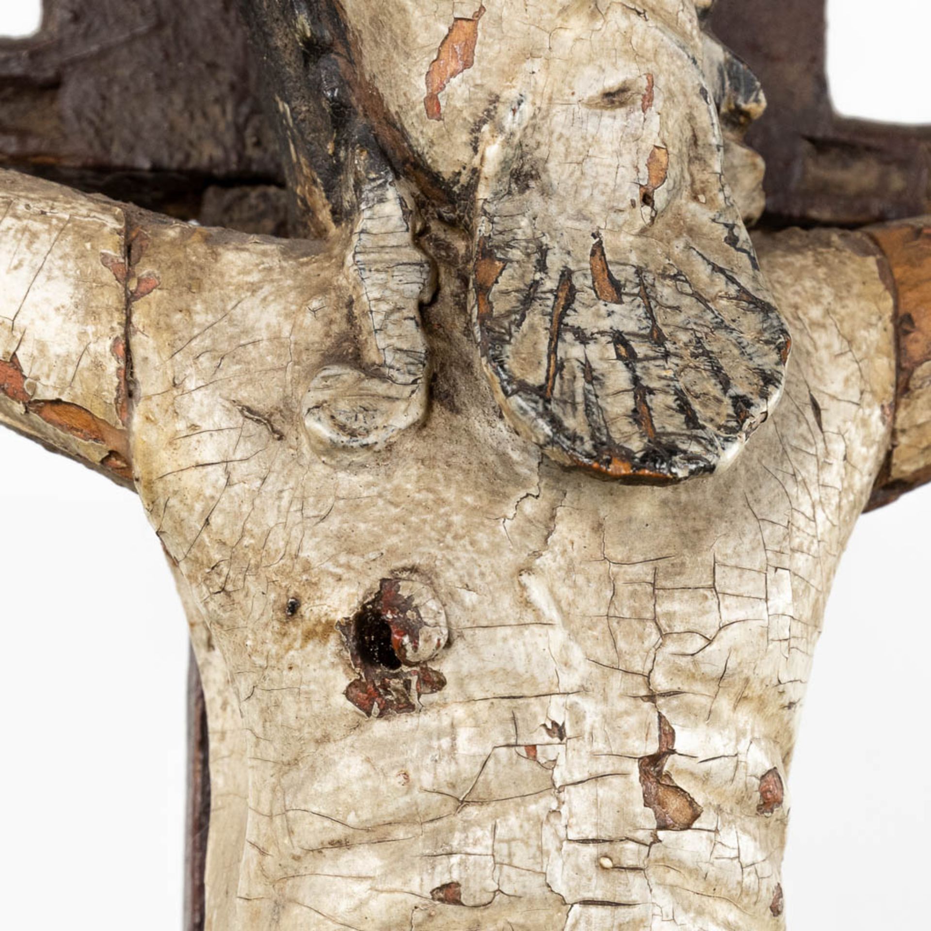 An antique wood-sculptured statue of Jesus on the cross, folk art. 18th C. (W:55 x H:112 cm) - Image 10 of 15