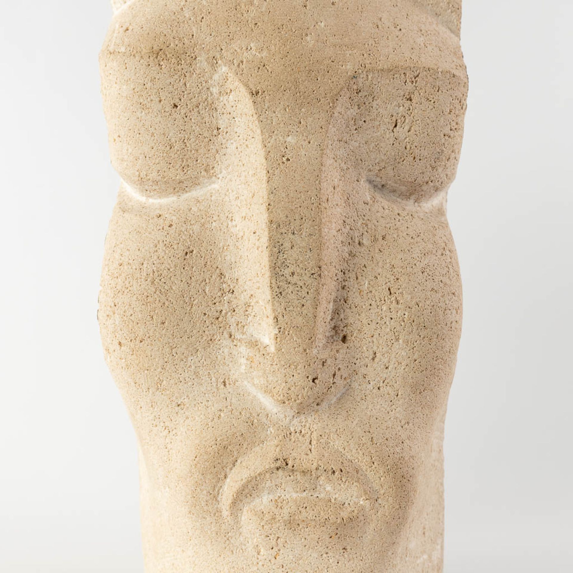 Gérard HOLMENS (1934-1995) 'Head' sculptured stone. 1959 (L:20 x W:17,5 x H:38 cm) - Bild 10 aus 12