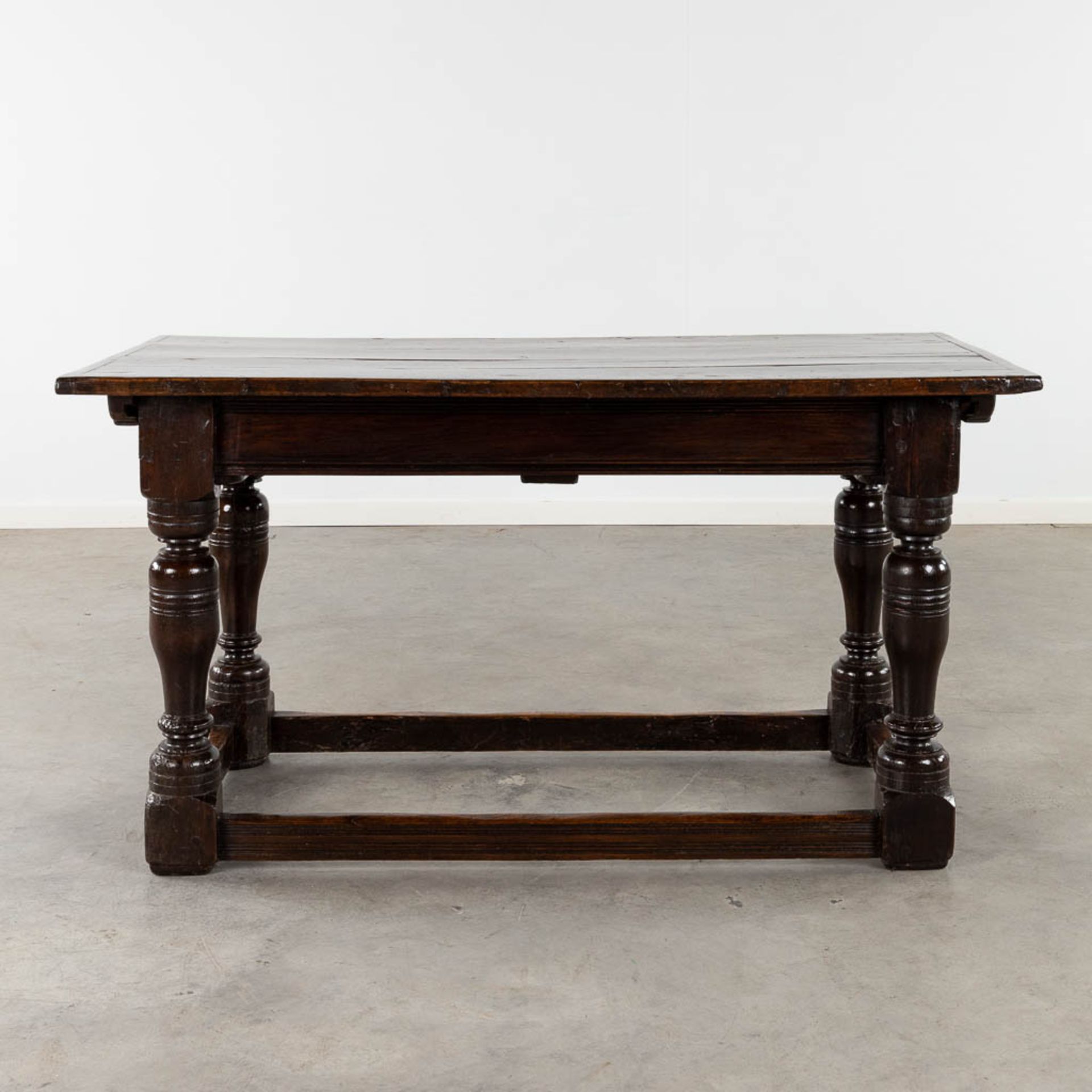 An antique payment table/side table. Oak, 18th C. (L:72 x W:142 x H:76 cm) - Bild 8 aus 16