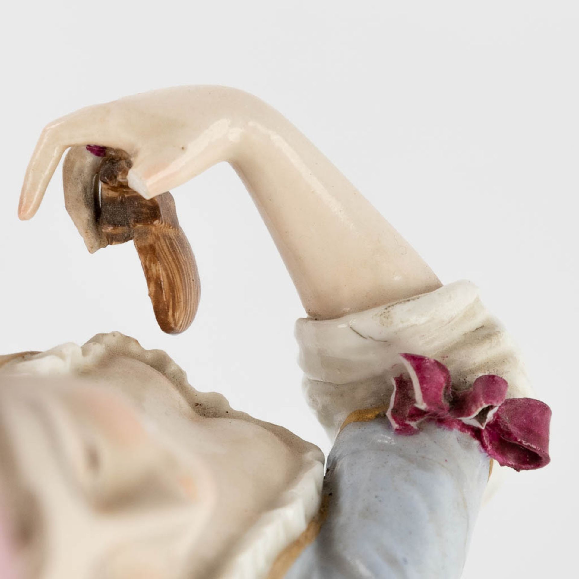 Meissen Porcelain mark, a dancing and musical couple. 19th C. (L:10 x W:14 x H:26 cm) - Image 8 of 20