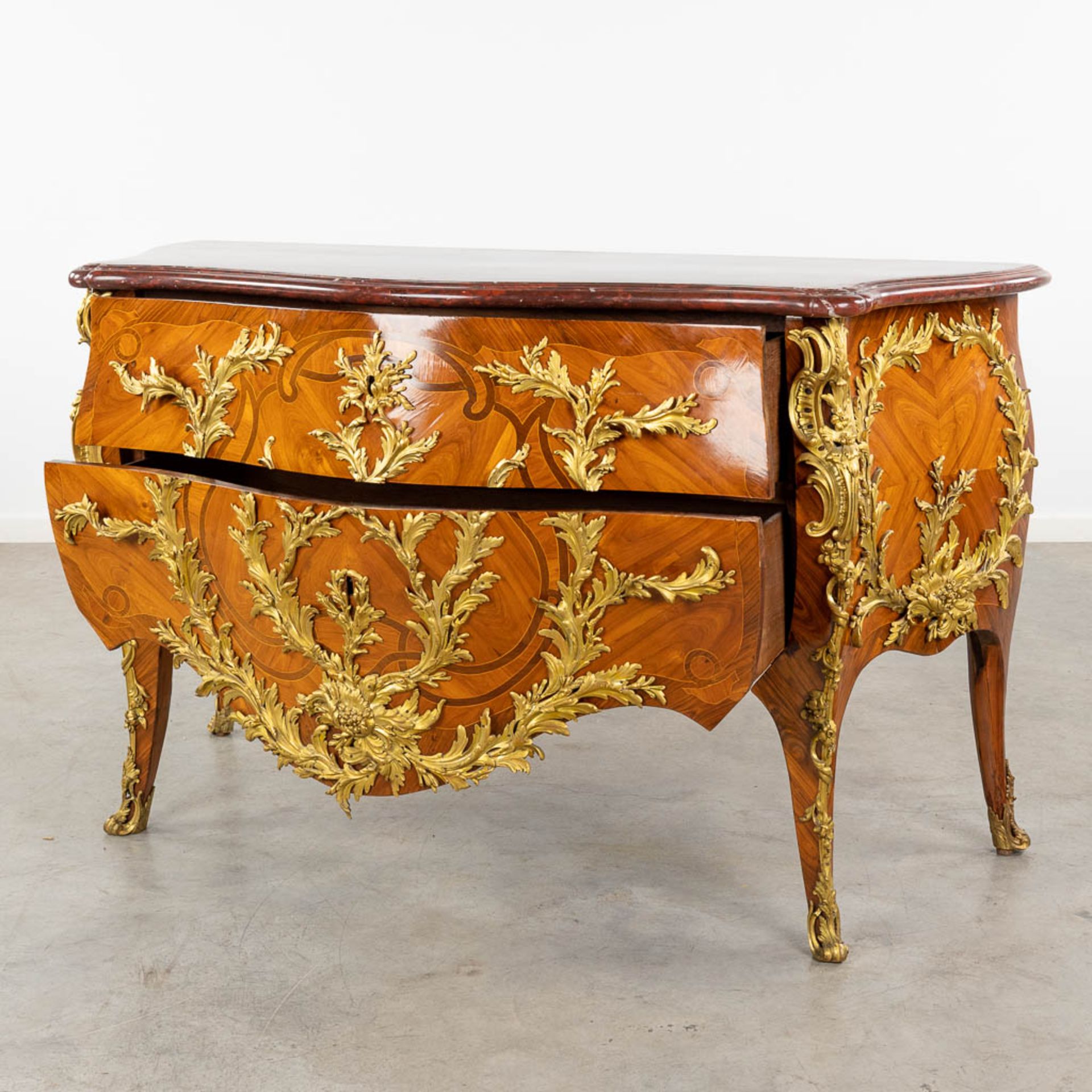 Pierre Roussel (1723-1782) A two-drawer commode, mounted with ormolu bronze. 18th C. (L:63 x W:150 x - Bild 10 aus 22