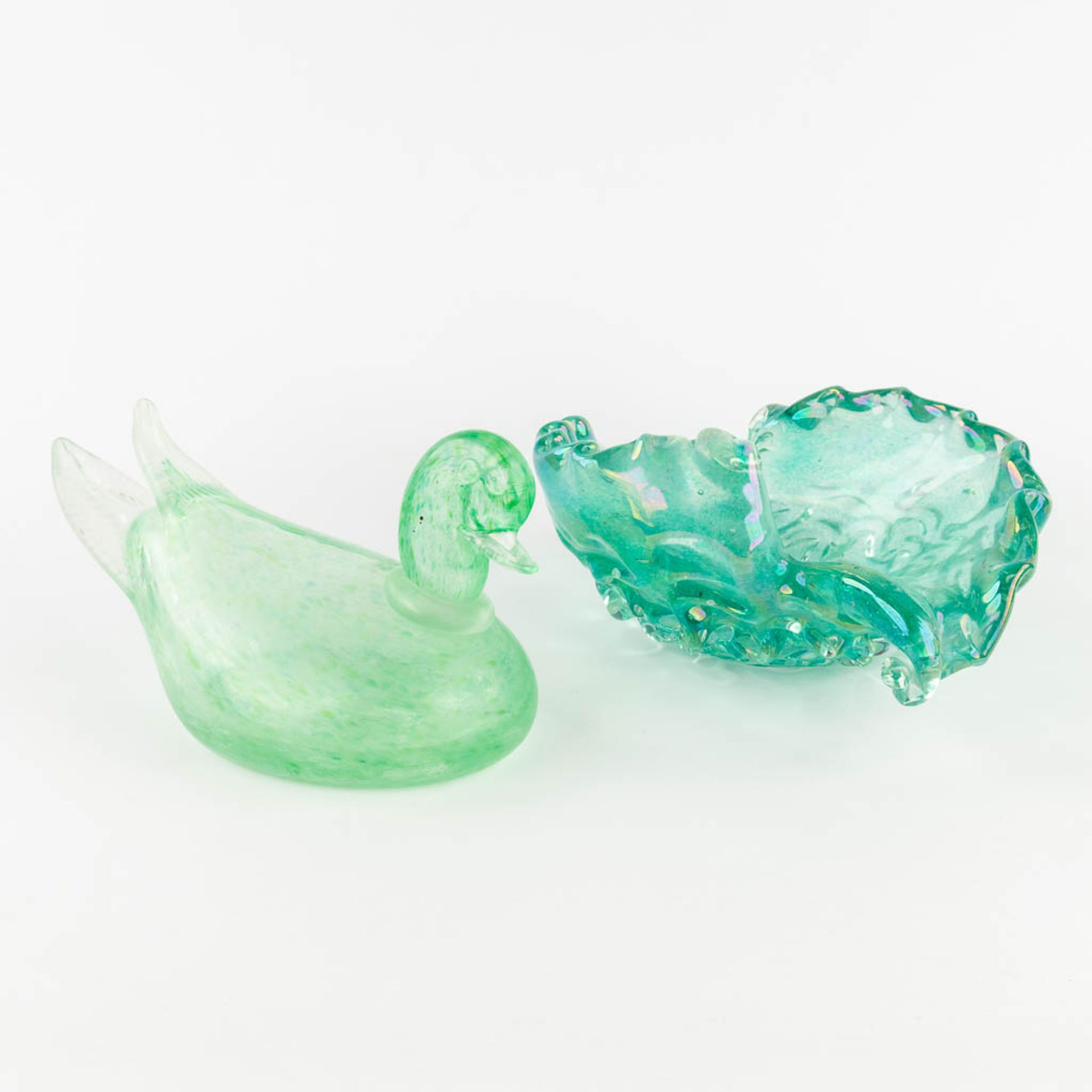 A vide-poche and duck, glass, Murano, Italy. (L:22 x W:29 x H:10,5 cm)