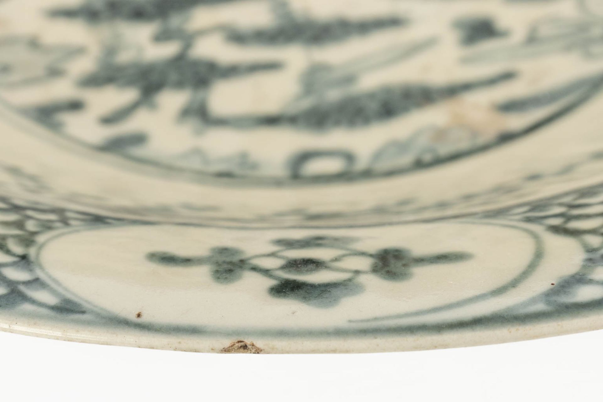 A large Chinese plate with blue-white decor 'Resting Deer'. (H:9 x D:39 cm) - Image 8 of 15