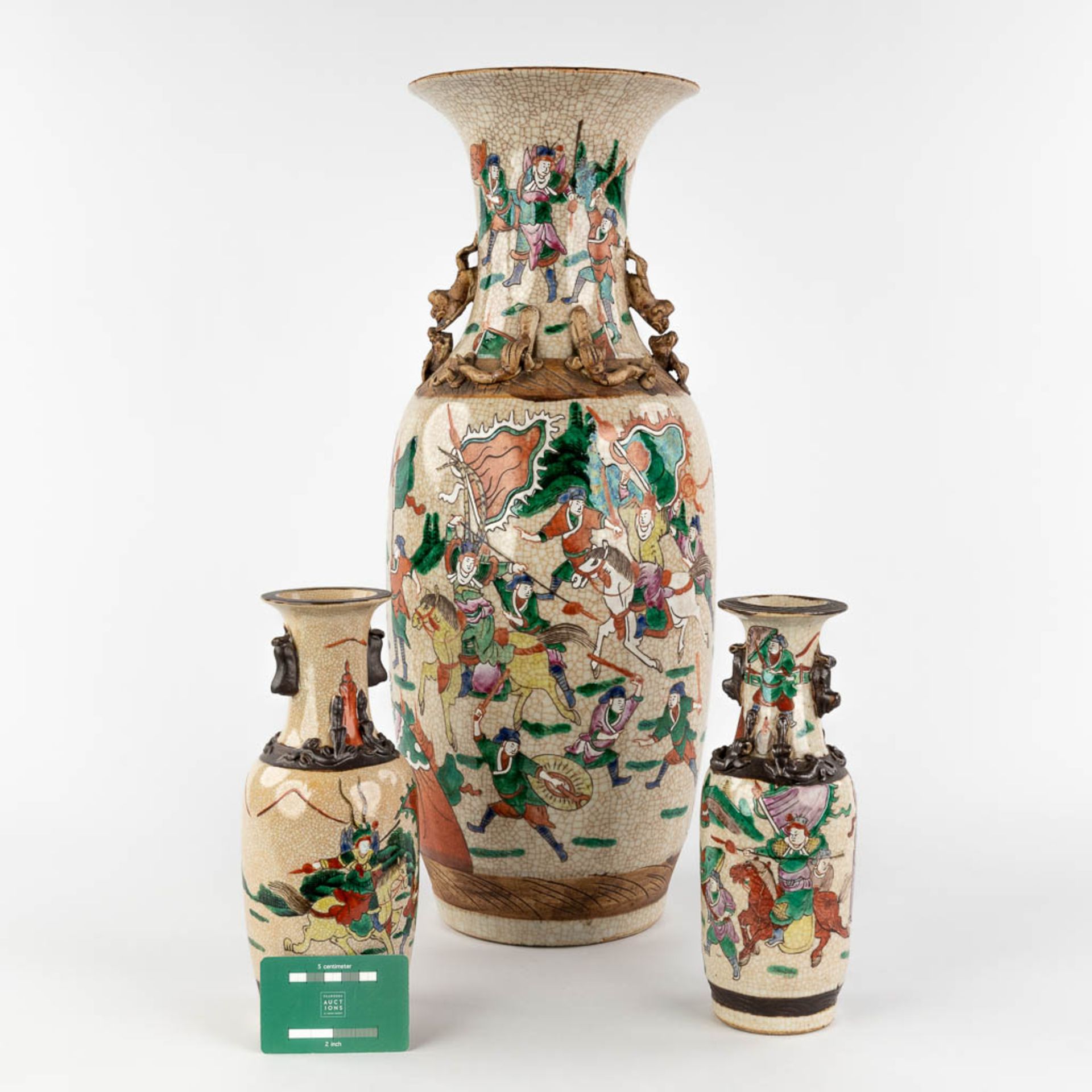 A large Chinese Nanking vase, added two smaller vases. 20th C. (H:58 x D:22 cm) - Image 2 of 25